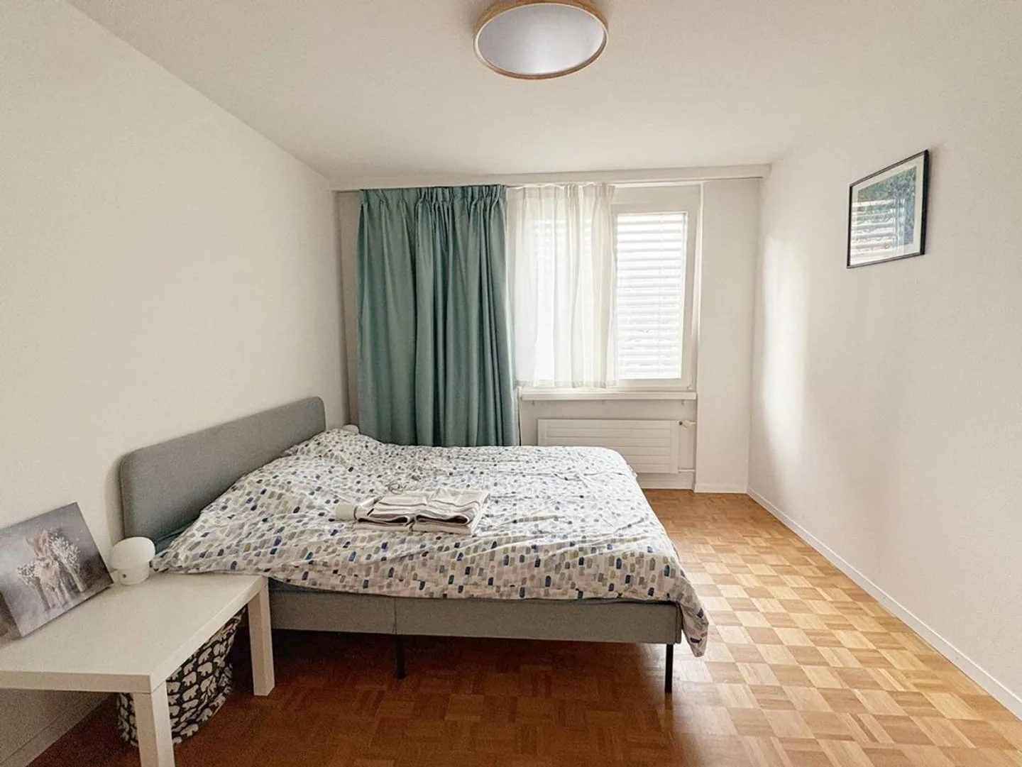 Moderne 2.5-Zimmer-Wohnung mit Balkon - Foto 5 von 9