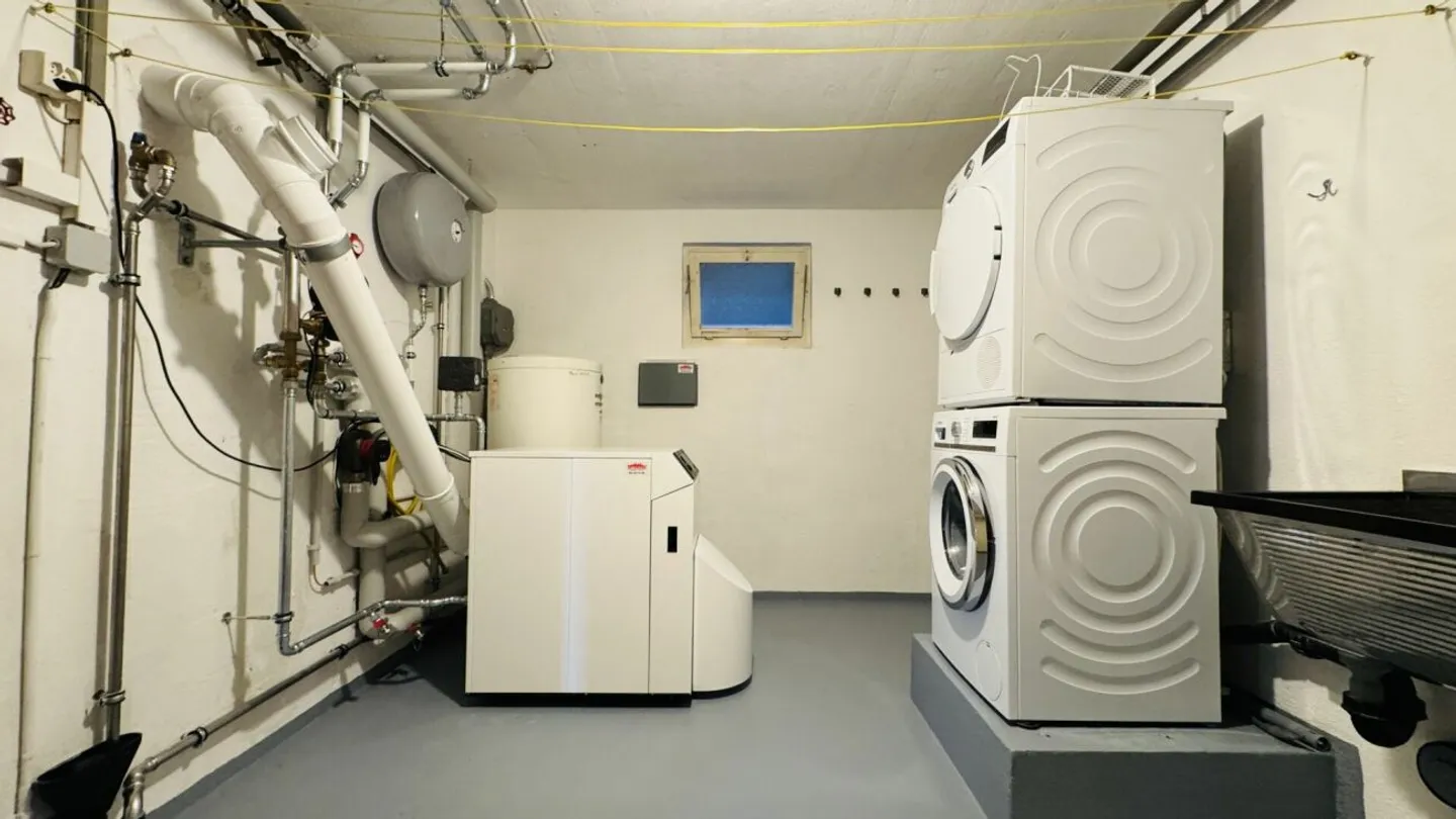 Casa indipendente di 5,5 locali per 1-2 famiglie - Garage, grande giardino, vista panoramica - Foto 14 di 14