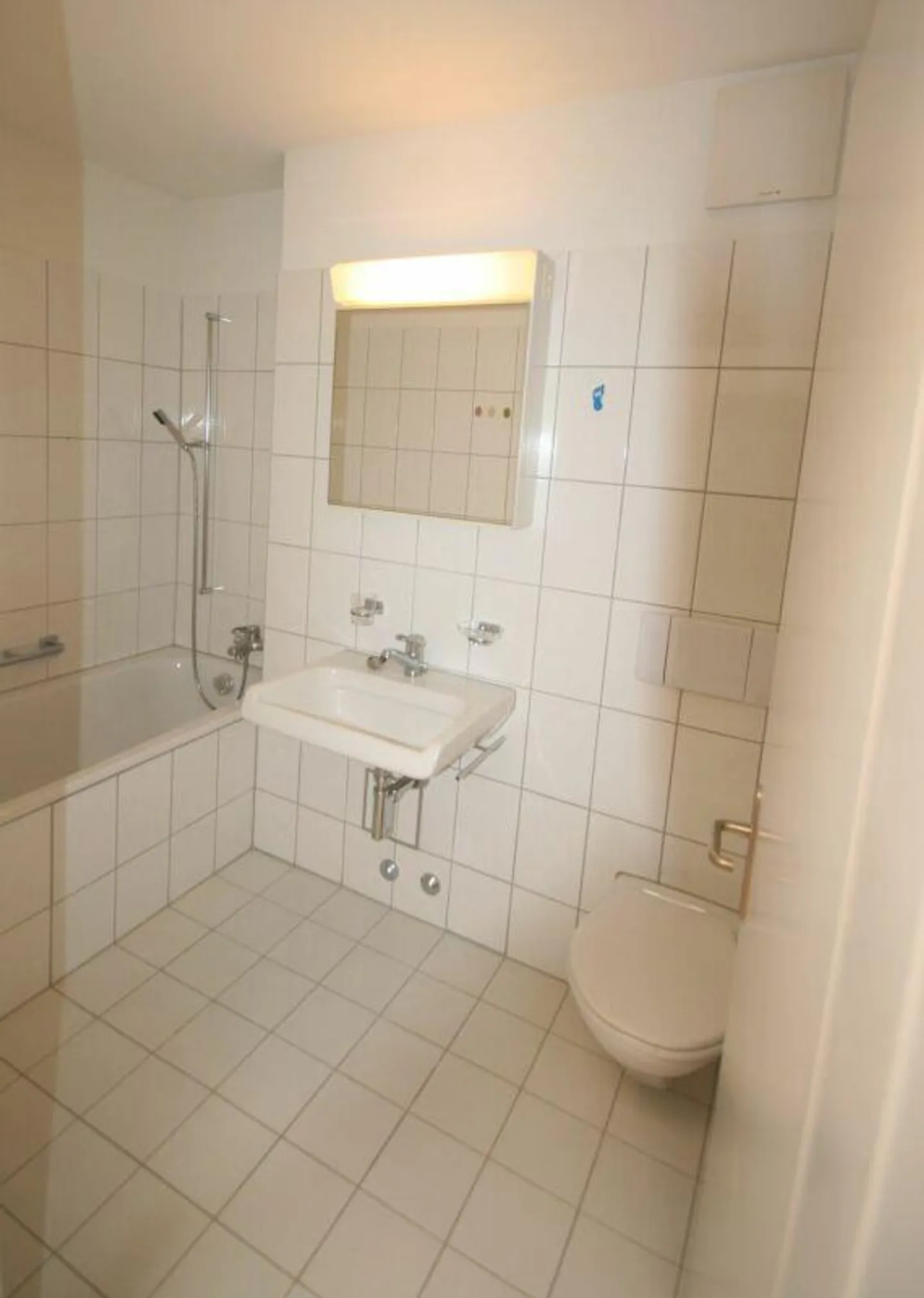 Grosszügige 3.5-Zimmer-Wohnung in Adliswil - Foto 6 von 8