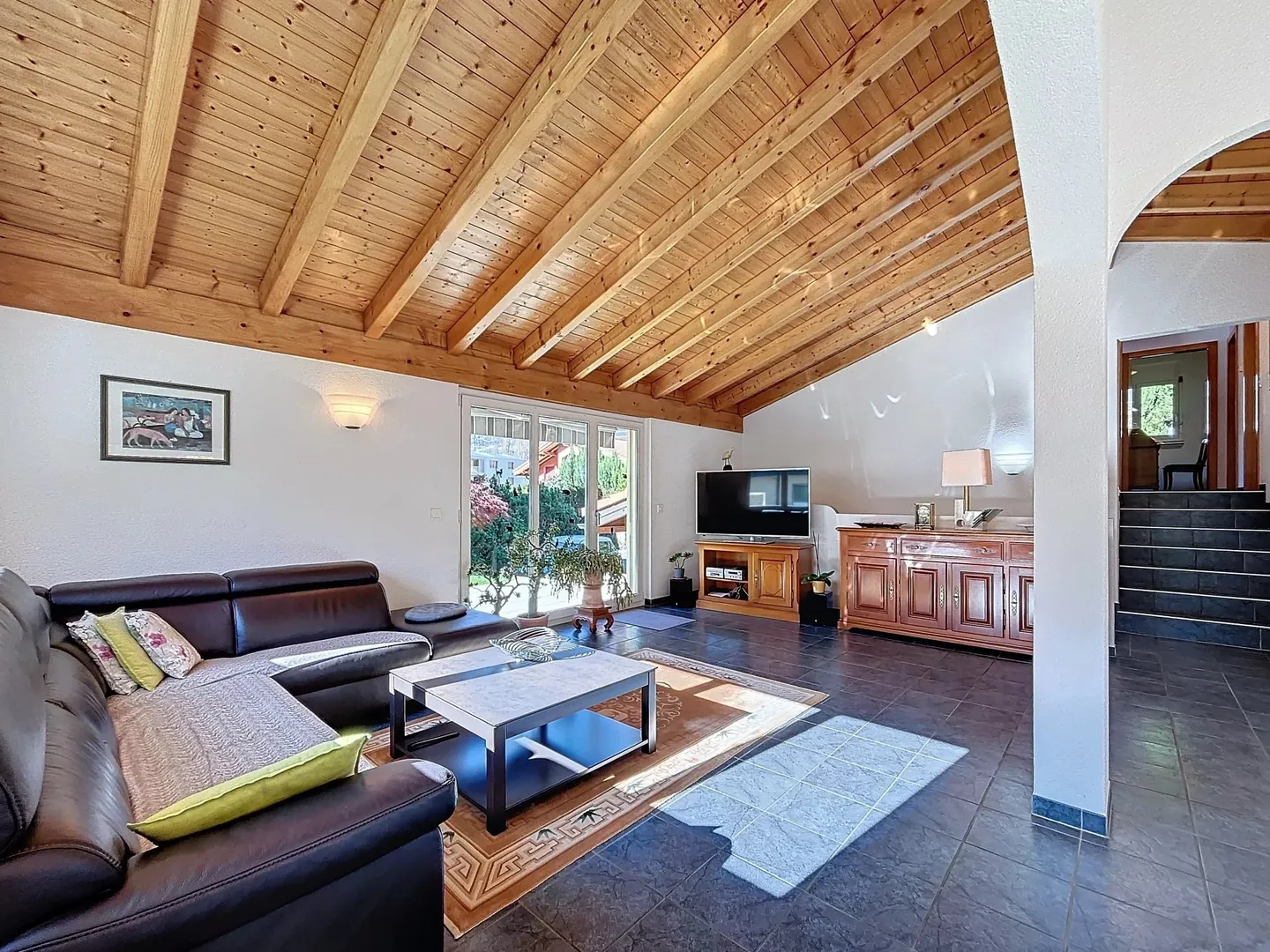 Villa familiale rénovée à Sion - Photo 2 sur 15