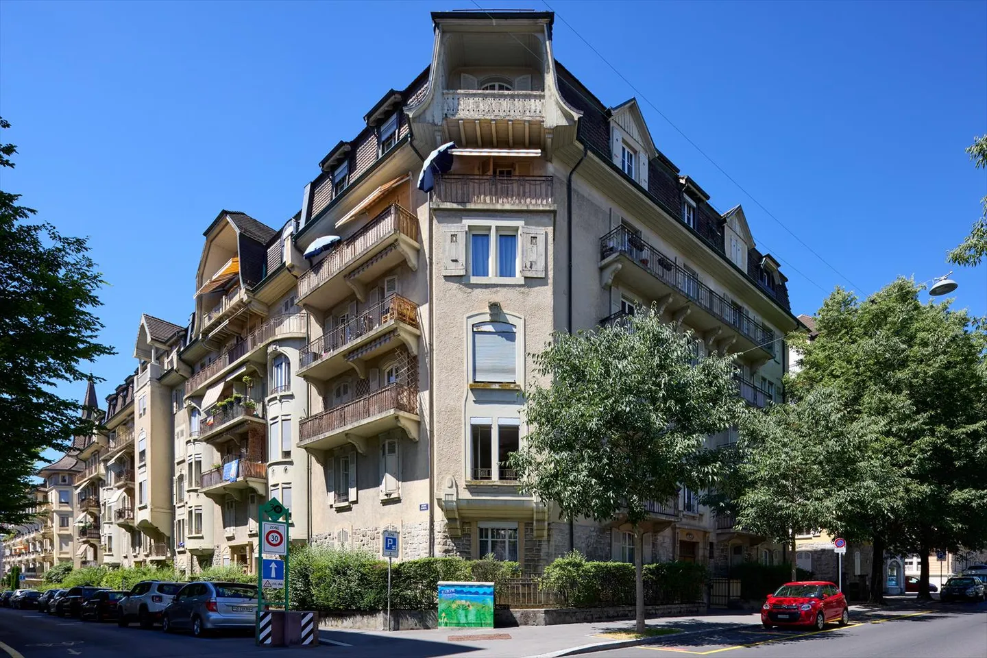 Appartement Charmant à Sous-Gare - Photo 2 sur 3