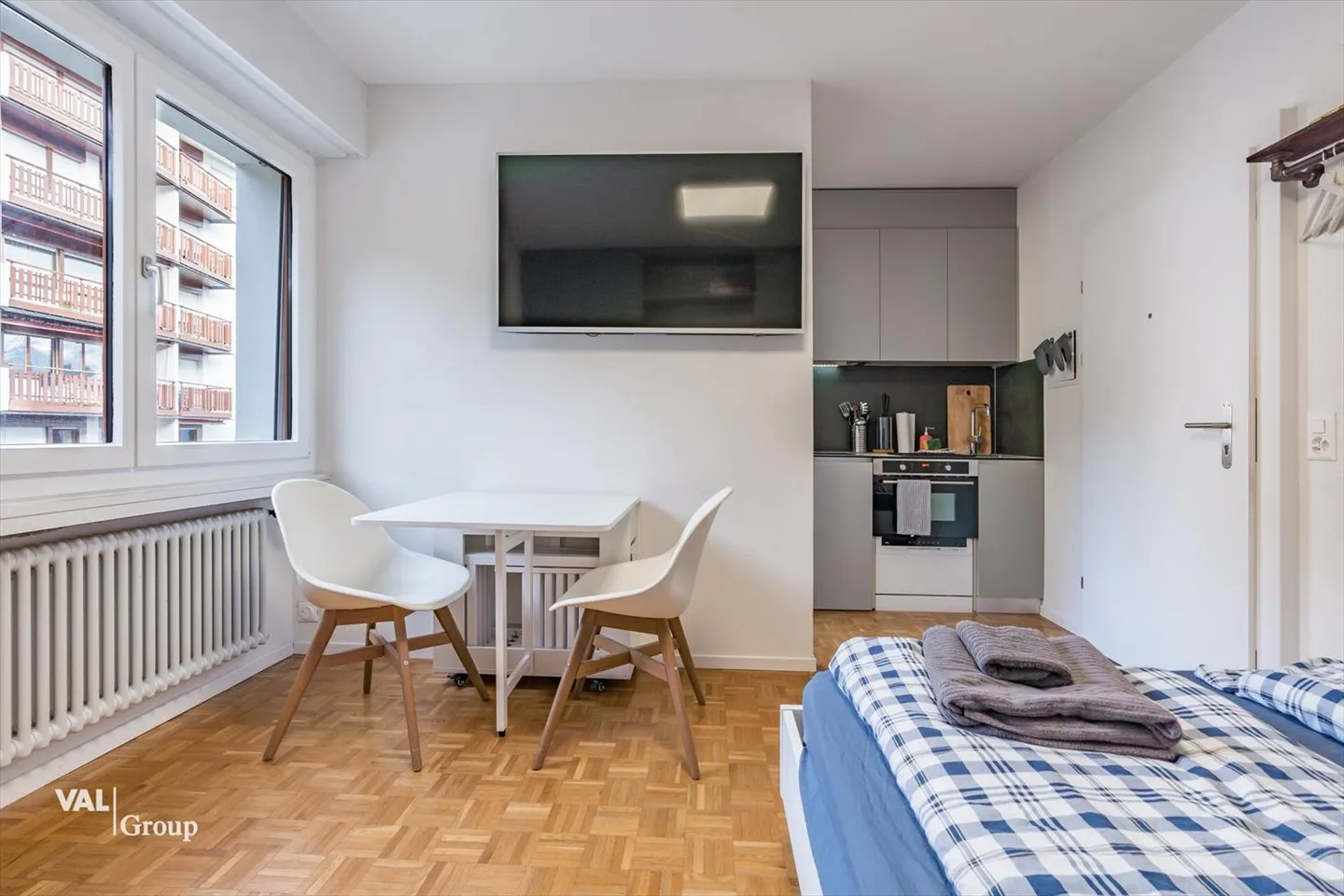 Charmant Studio rénové - Photo 2 of 6