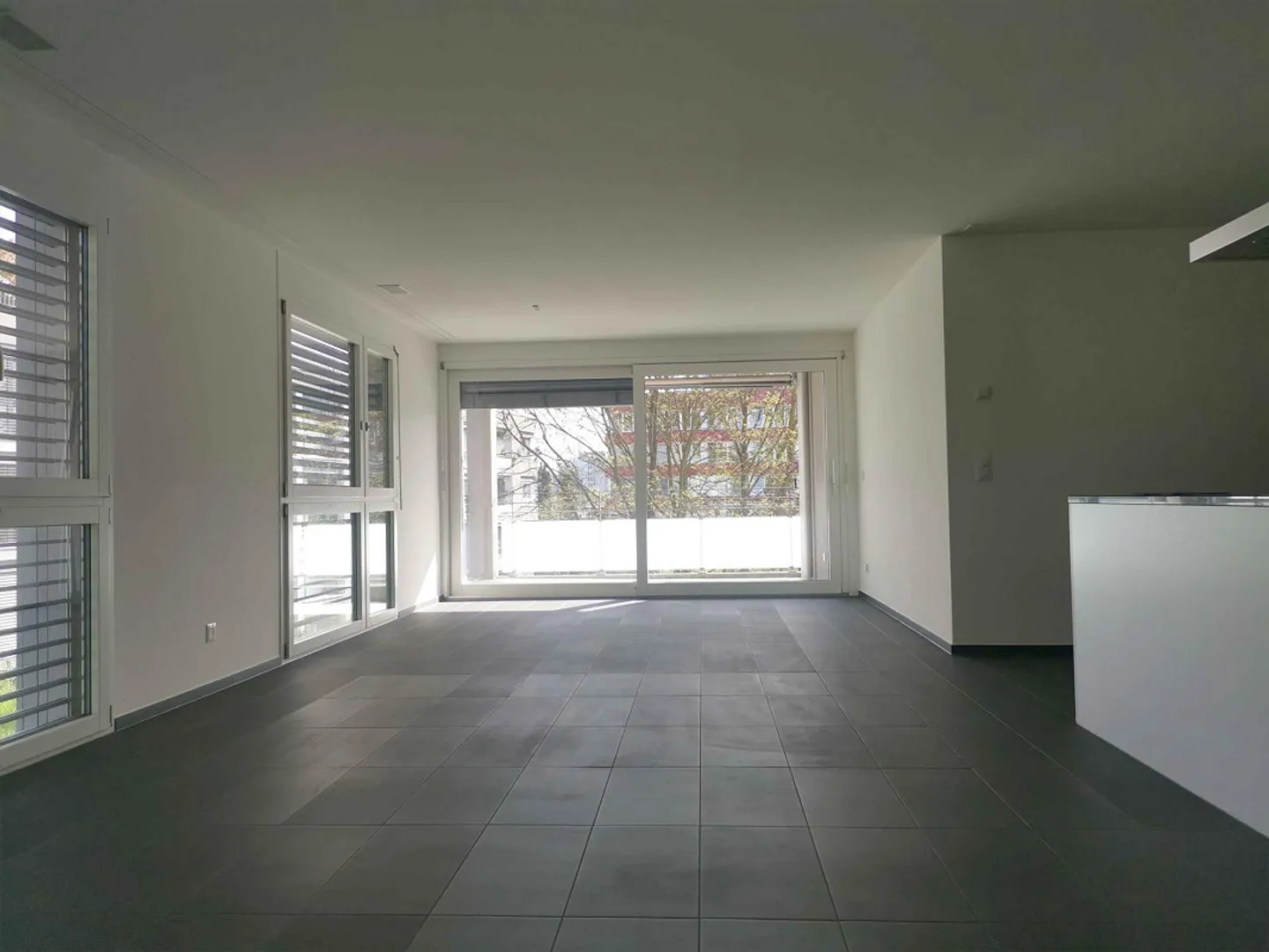 Appartamento attraente di 2,5 stanze a Laufen - Foto 4 di 6