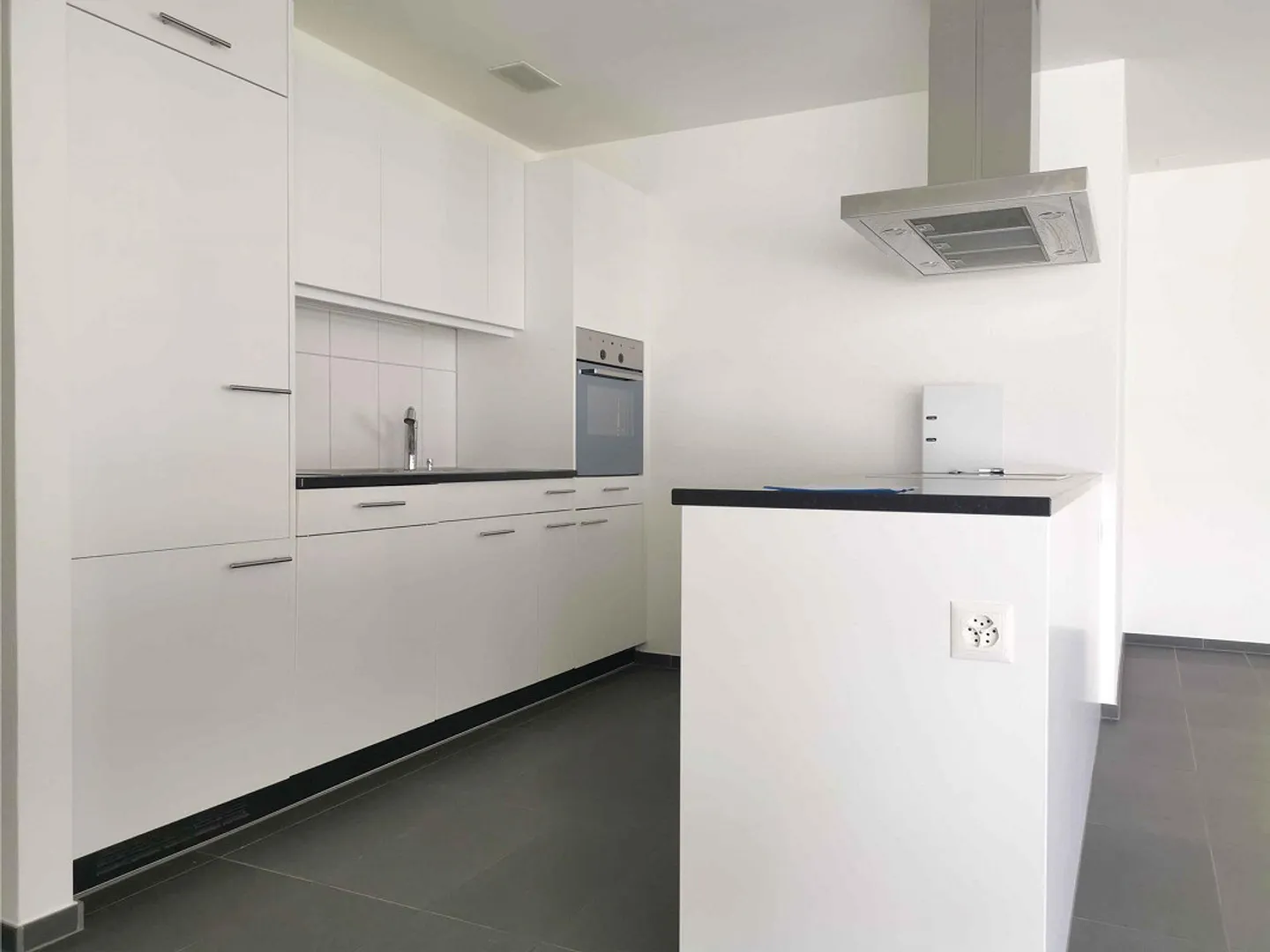 Appartamento attraente di 2,5 stanze a Laufen - Foto 2 di 6