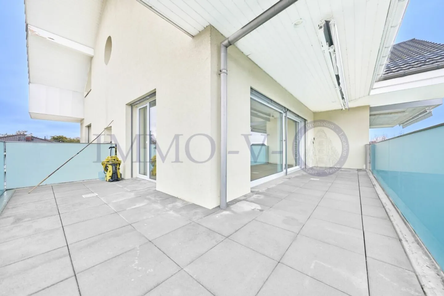 Geräumiges Dachgeschoß-Duplex mit Balkon-Terrasse - Foto 2 di 11