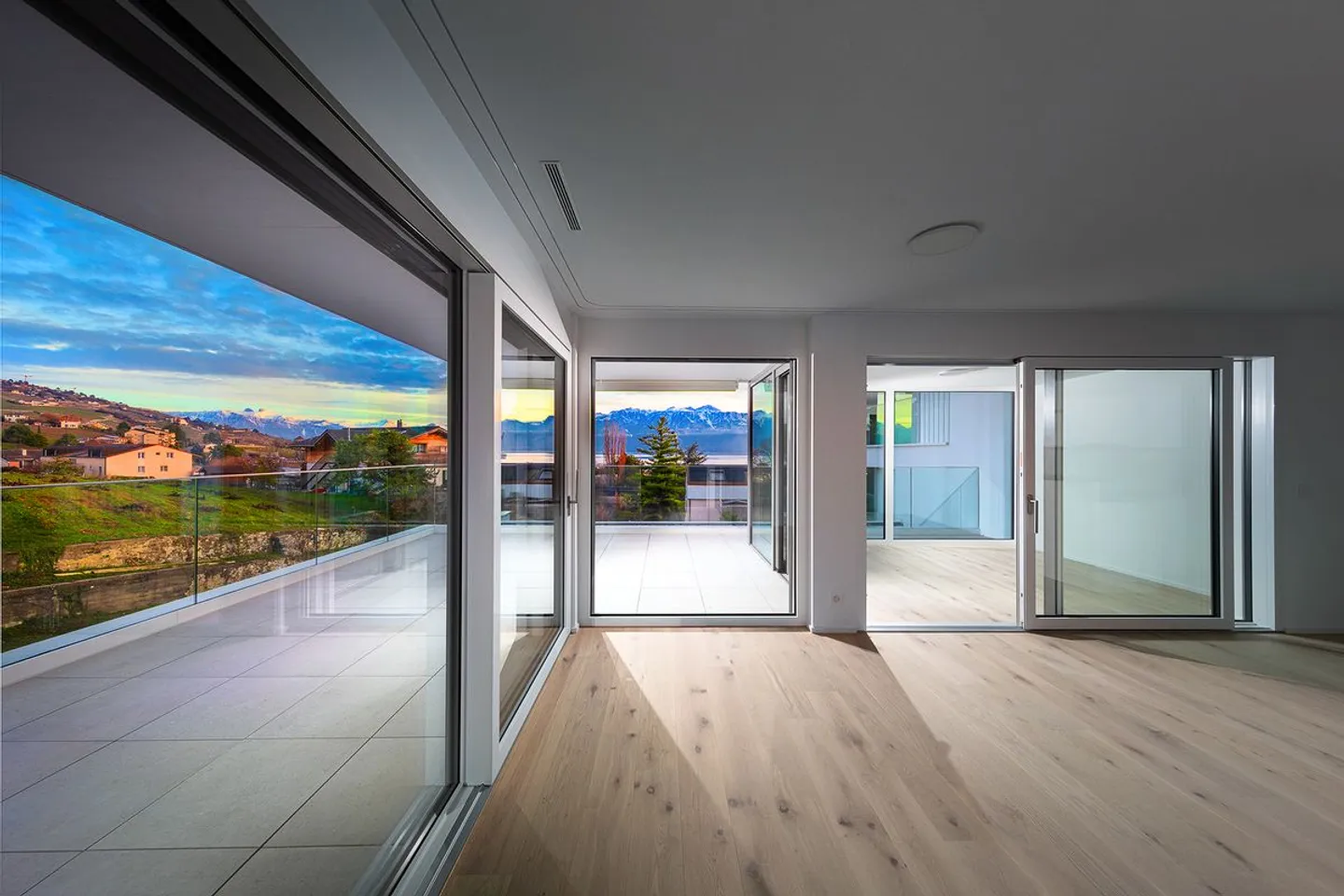 Appartement d'exception directement sur le bord du lac - Photo 5 sur 7