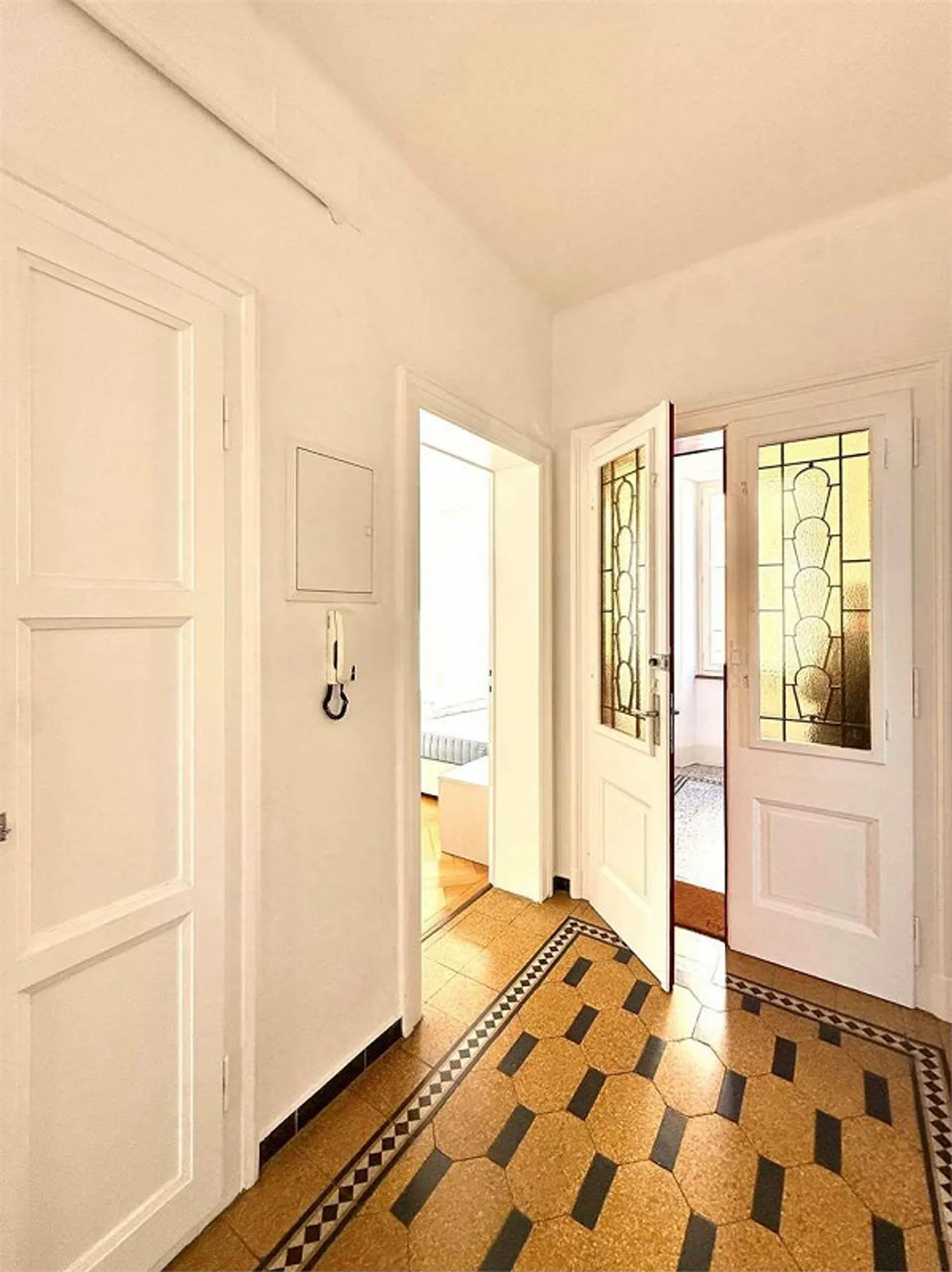 A Lugano Massagno - Ampio 4.5 locali subito disponibile! - Foto 1 di 10