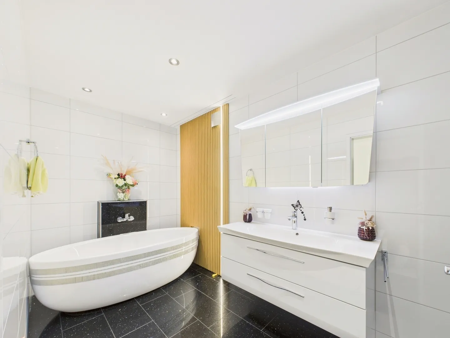 Modern 5.5-Room Single-Family House with Terrace in Münchwilen - Photo 9 of 12