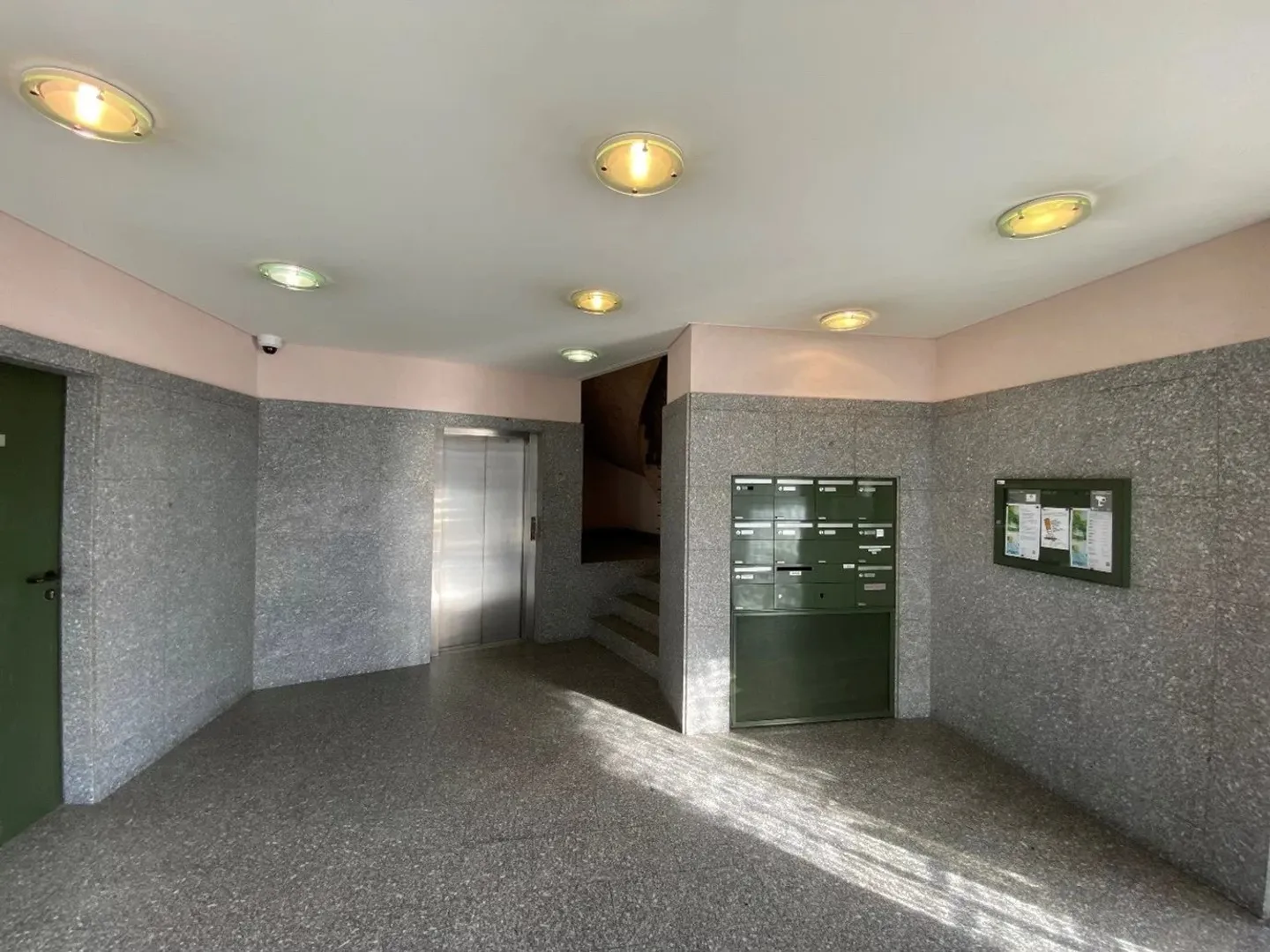 Bureau à louer - Photo 3 sur 16