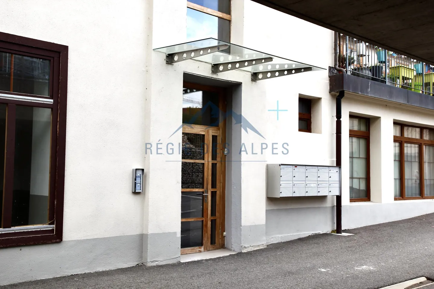 Studio moderne Vallorbe - Photo 3 sur 3