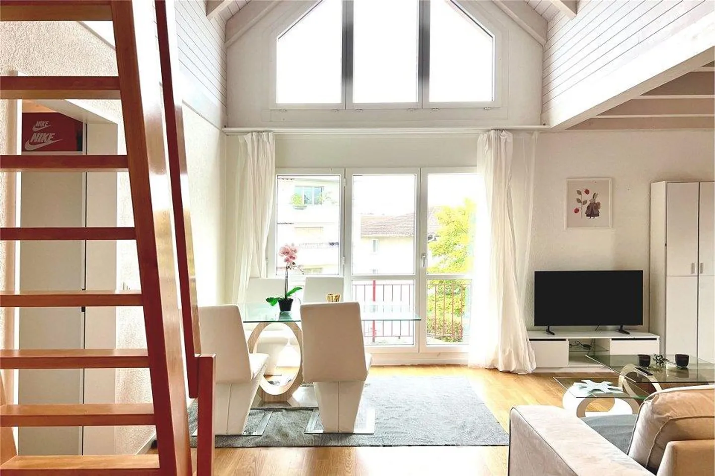 Incantevole appartamento 2 ½ locali con galleria e balcone - Foto 1 di 4