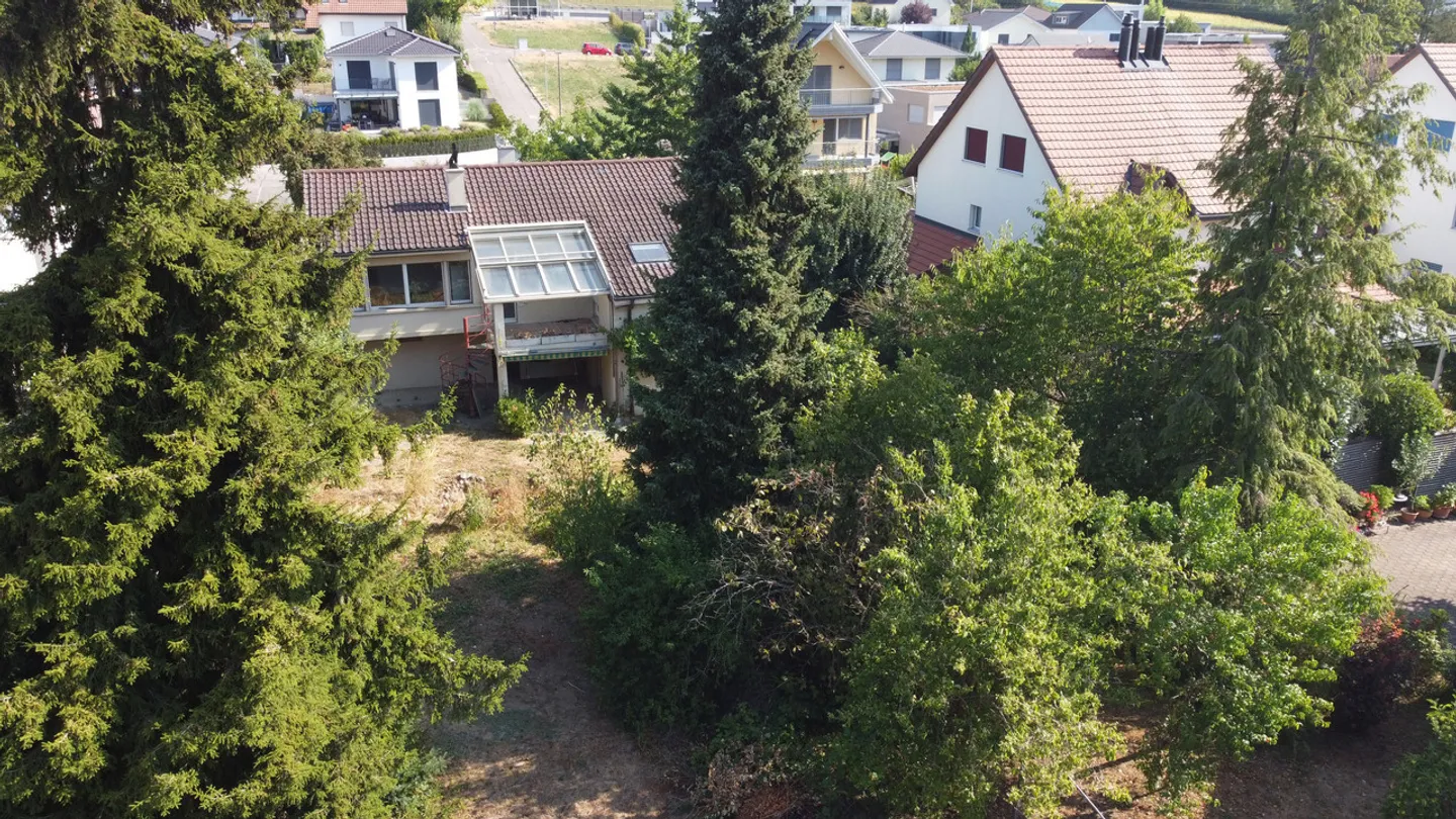Bauland mit Entwicklungspotenzial auf 1'451 m2 Grundstücksfläche - Photo 4 of 5