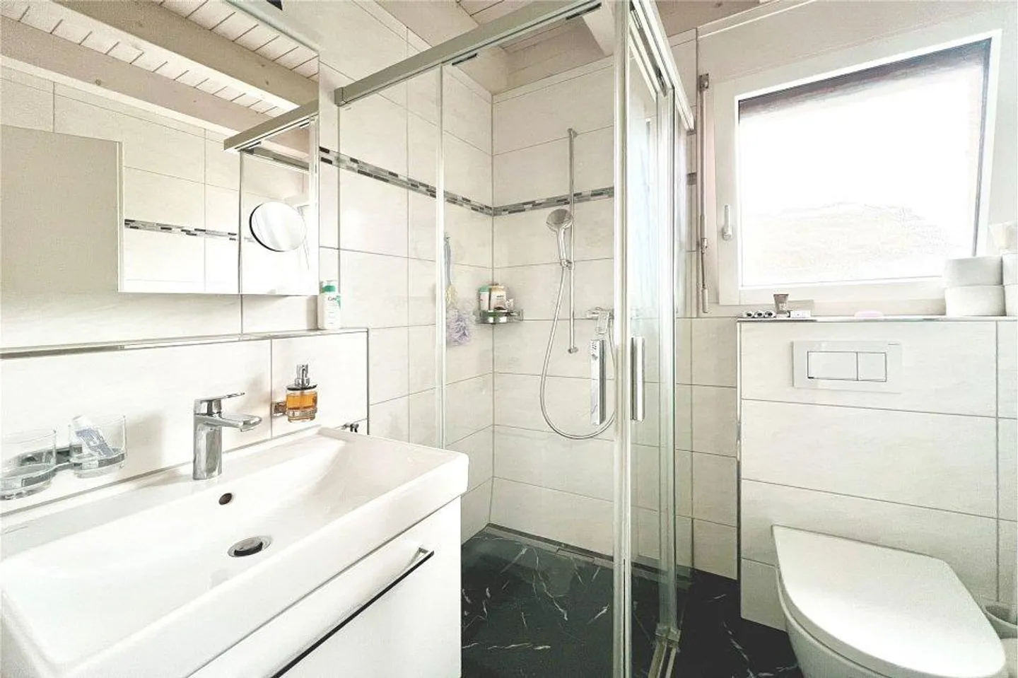 Incantevole appartamento 2 ½ locali con galleria e balcone - Foto 4 di 4