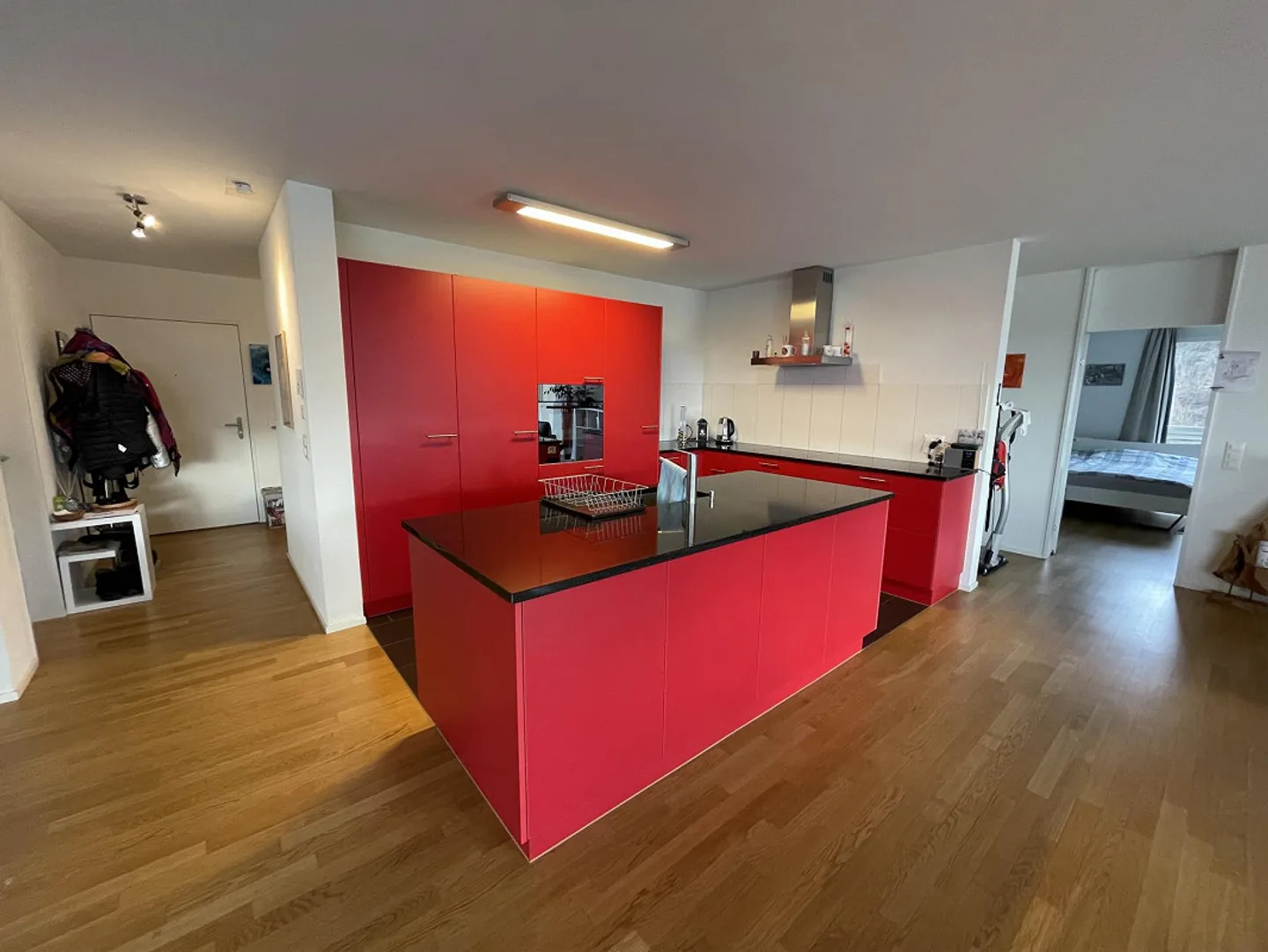 Moderne Wohnung mit Balkon - Foto 3 von 10