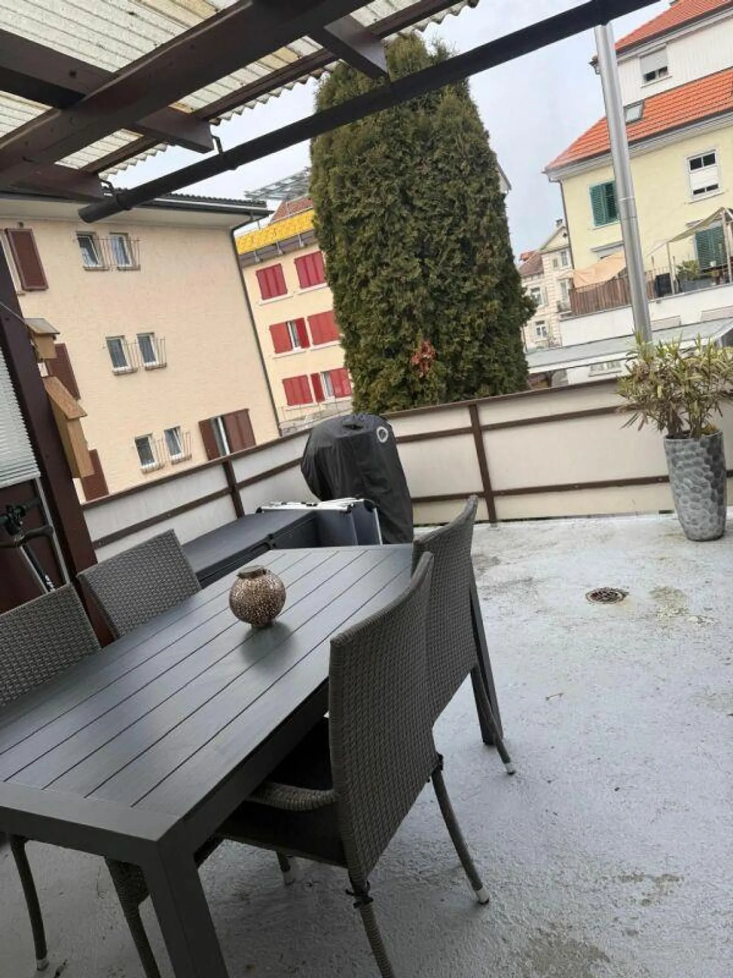 Charmant appartement de 3 pièces - Photo 3 sur 11