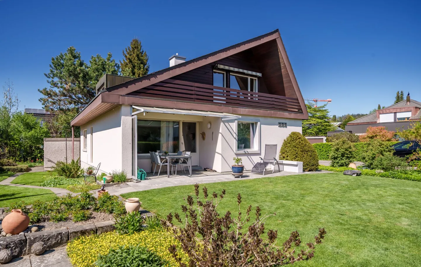 Stylish single-family house for sale - Photo 1 of 13