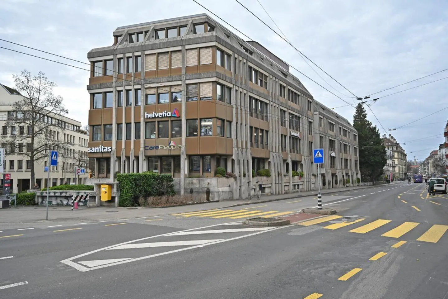 Your new location near Bern main station - Photo 1 of 15
