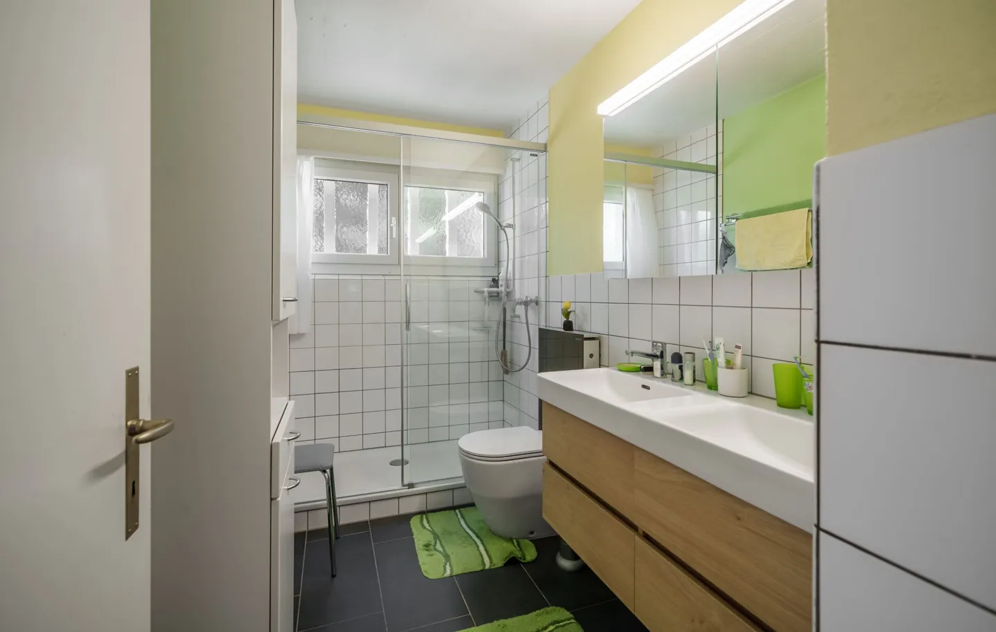 Stylish single-family house for sale - Photo 5 of 13