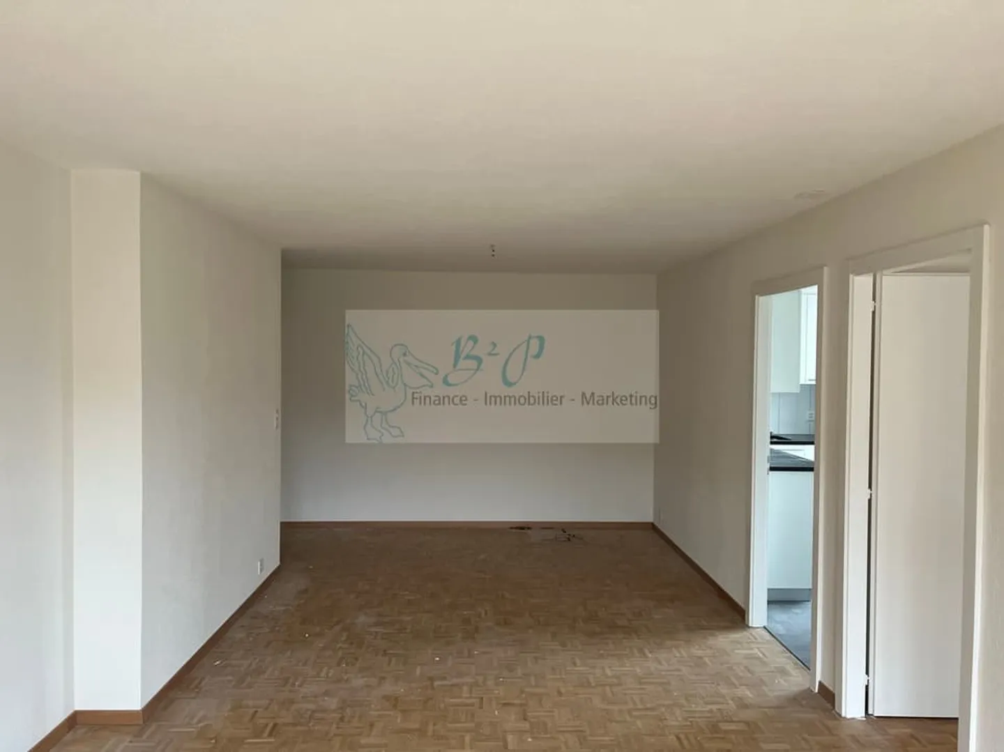 Appartamento di 3,5 stanze con grande balcone - Foto 3 di 10
