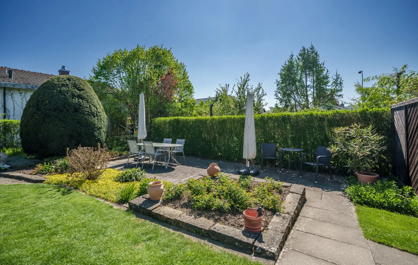 Stylish single-family house for sale - Photo 11 of 13