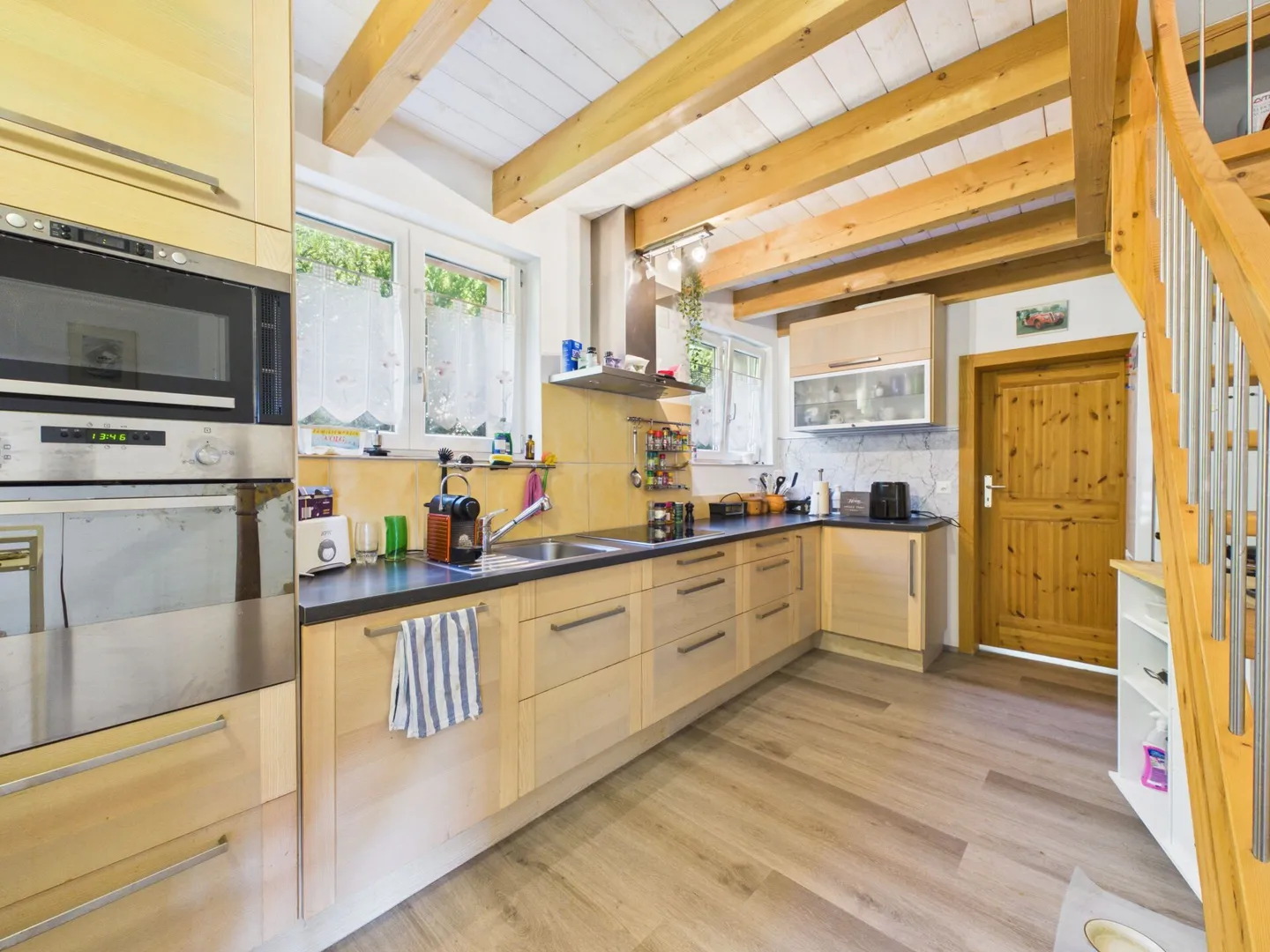Geräumiges Einfamilienhaus mit Aussicht - Foto 5 von 7