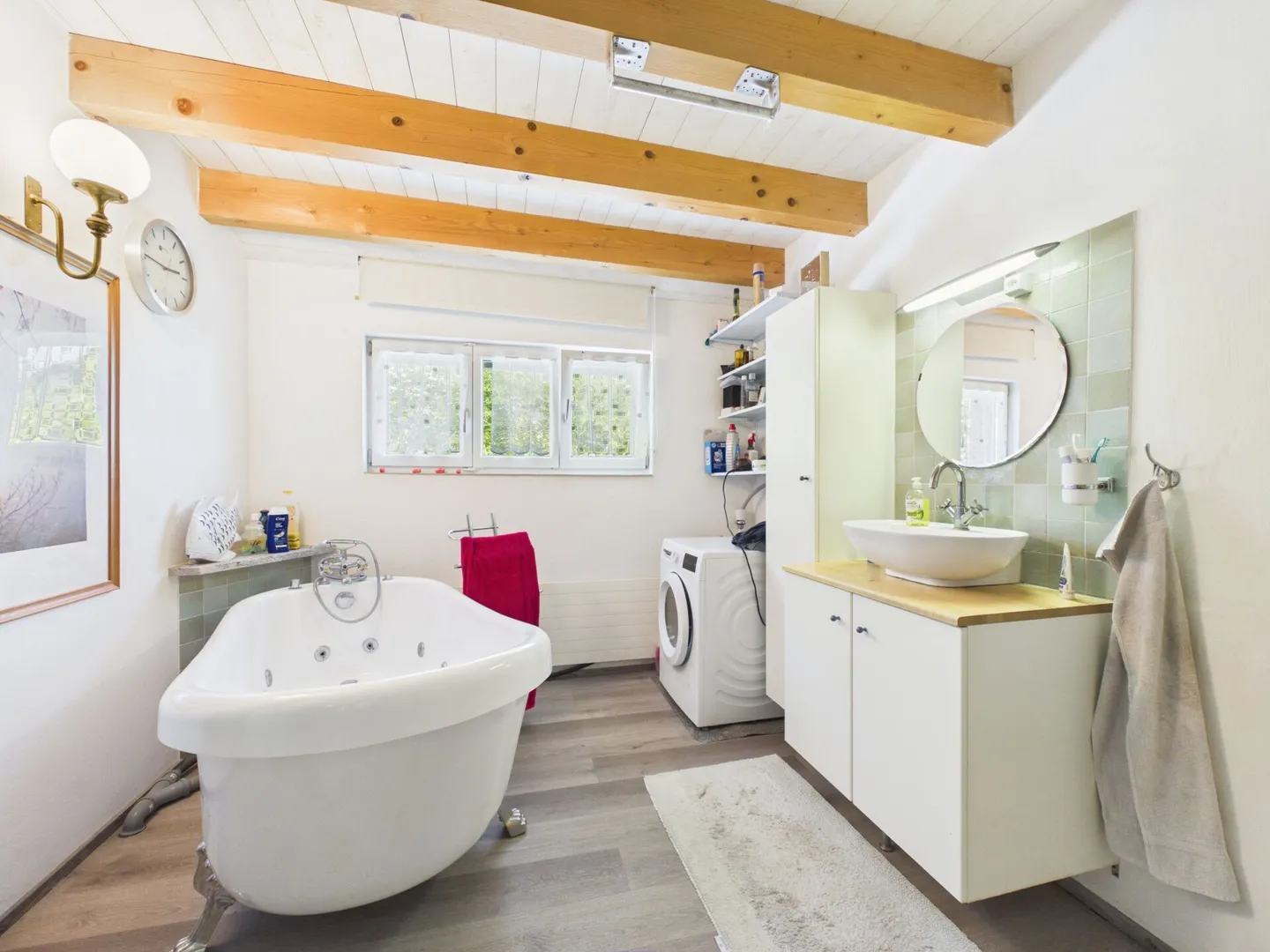 Geräumiges Einfamilienhaus mit Aussicht - Foto 6 von 7