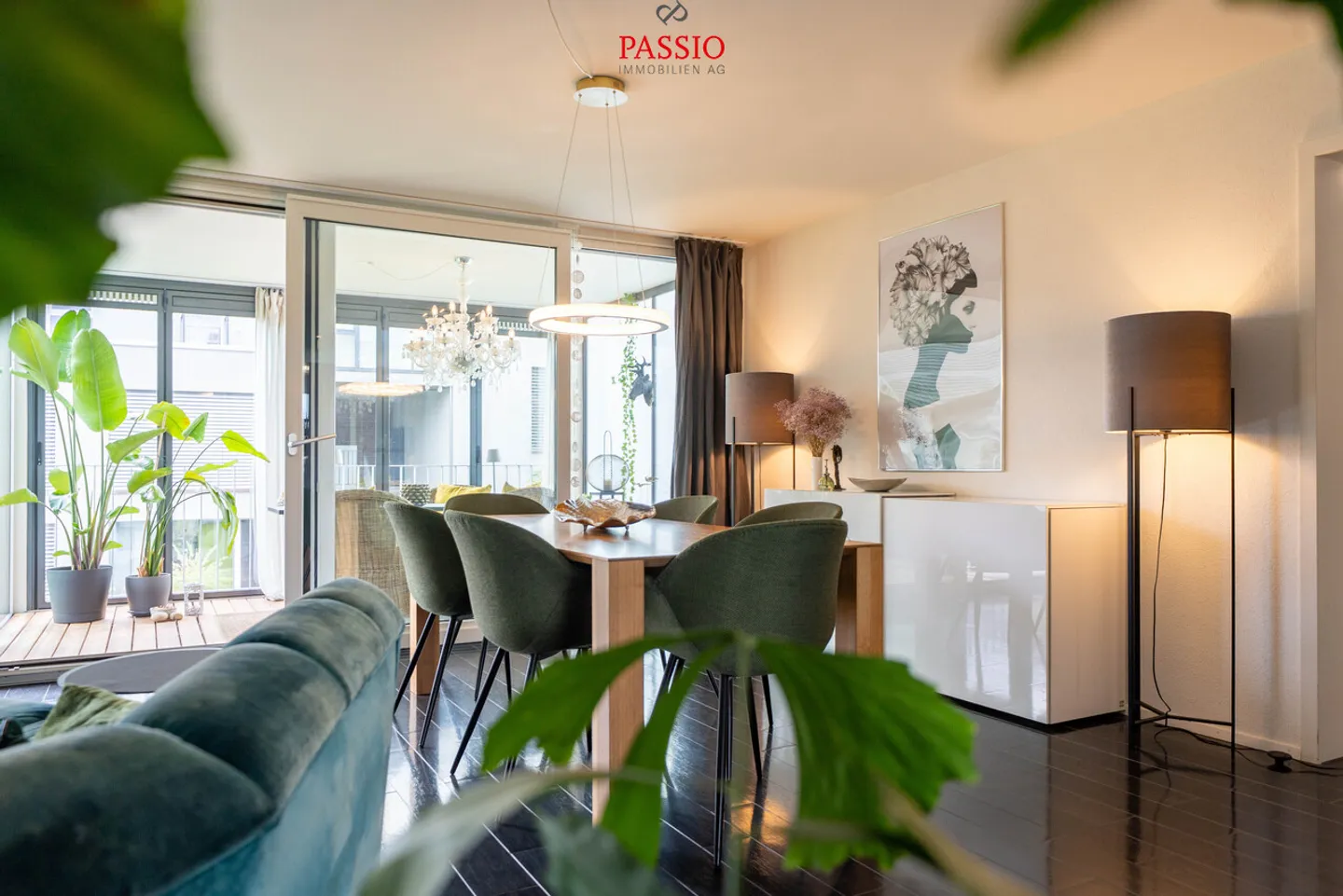 Appartement 5.5-(6.5) pièces avec jardin d'hiver et salle de loisirs supplémentaire - Photo 2 sur 28