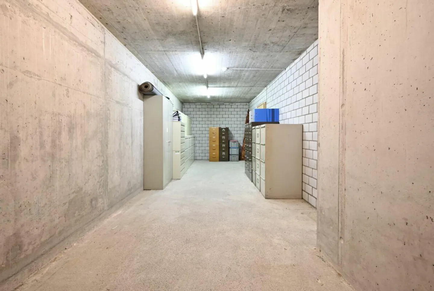 Your new location near Bern main station - Photo 14 of 15