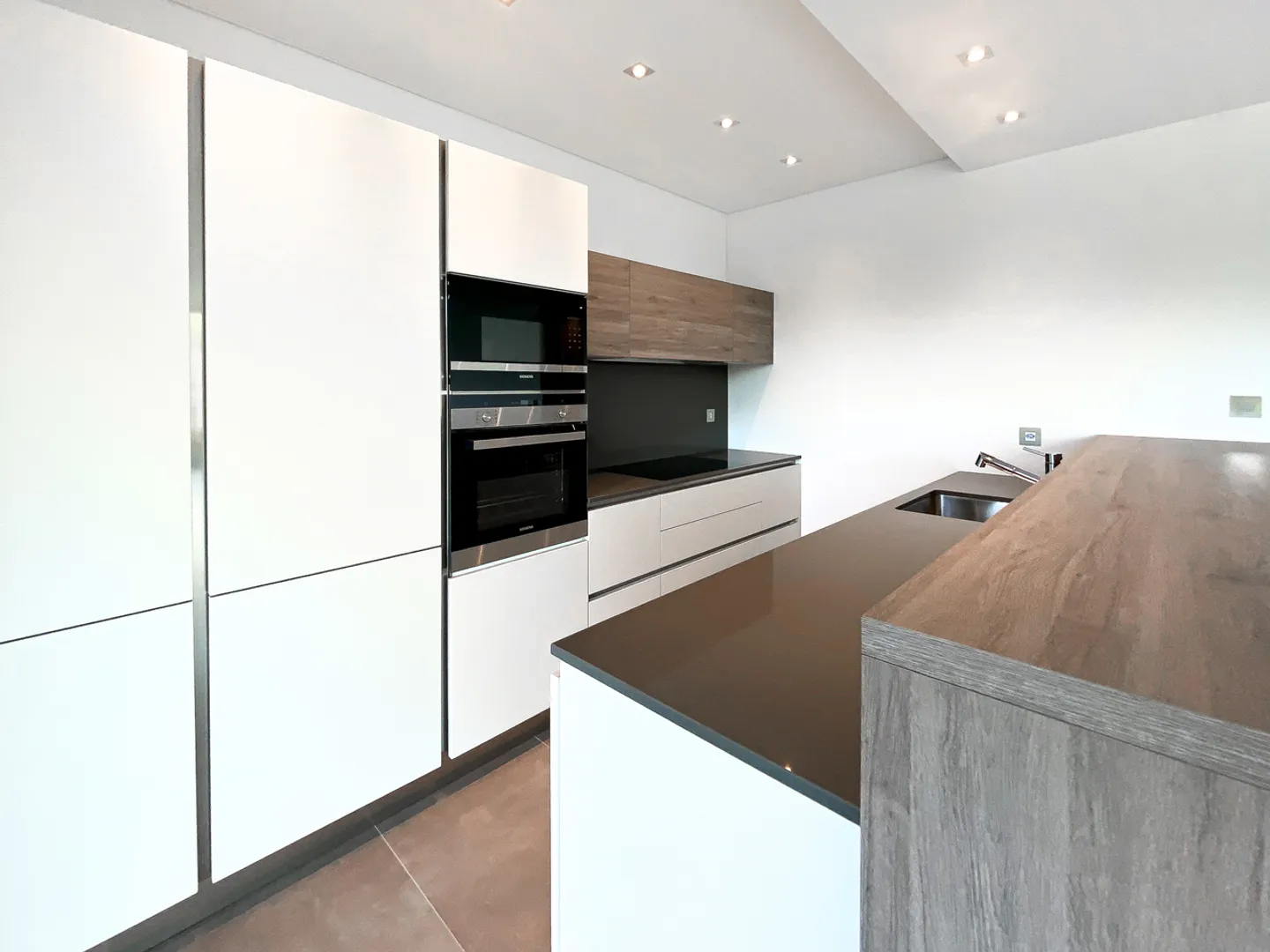 Modernes Apartment in Lugano - Foto 2 von 7