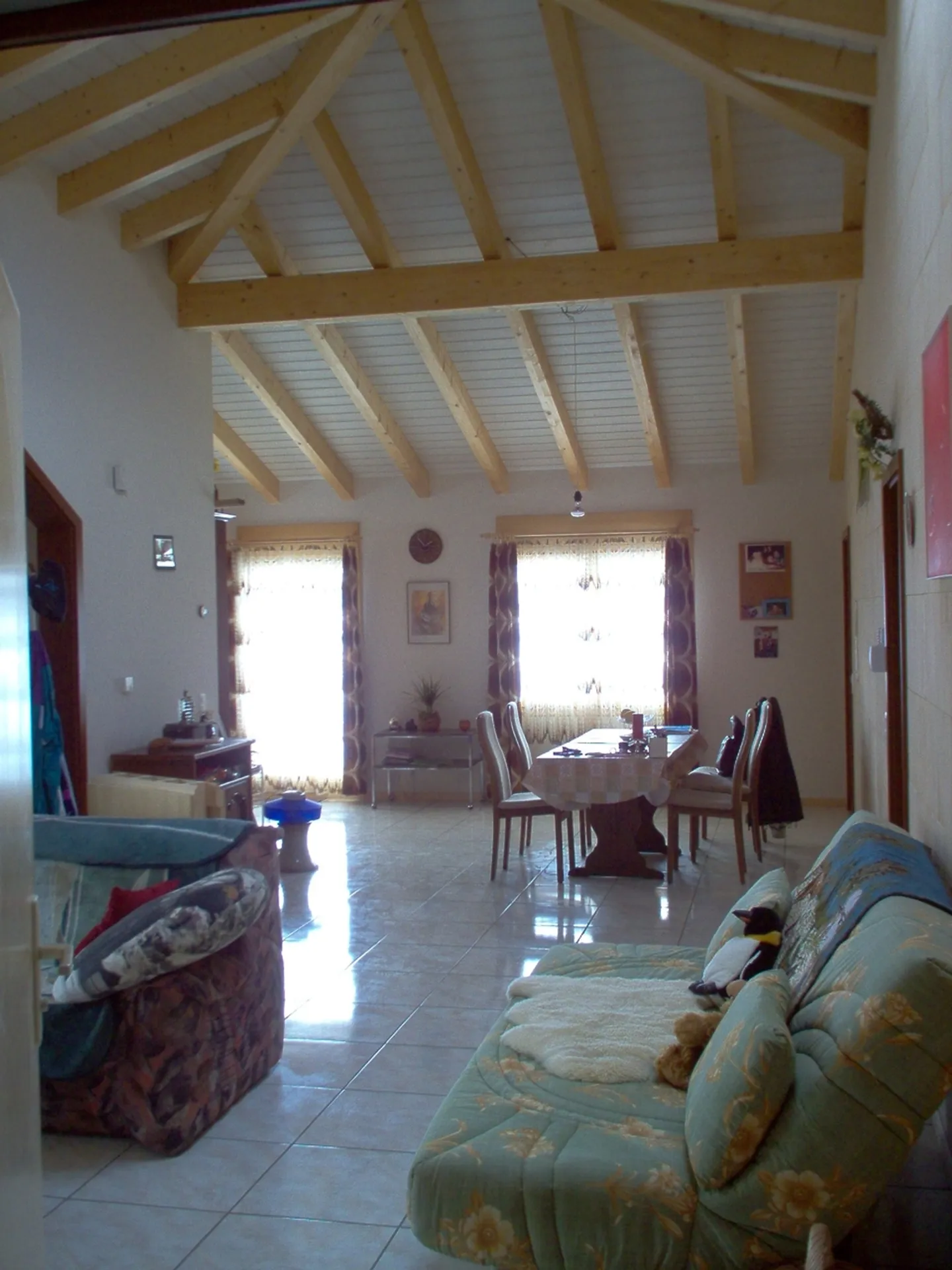 Bright 3.5-Room Apartment in the Center of Delémont - Photo 1 of 7