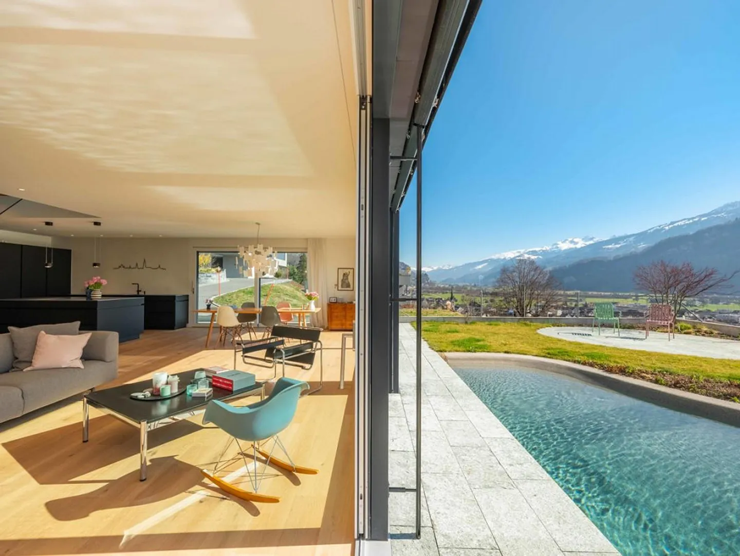 Walenstadt: Modern Family House with Biodesign Pool and Lake View - Photo 3 of 6