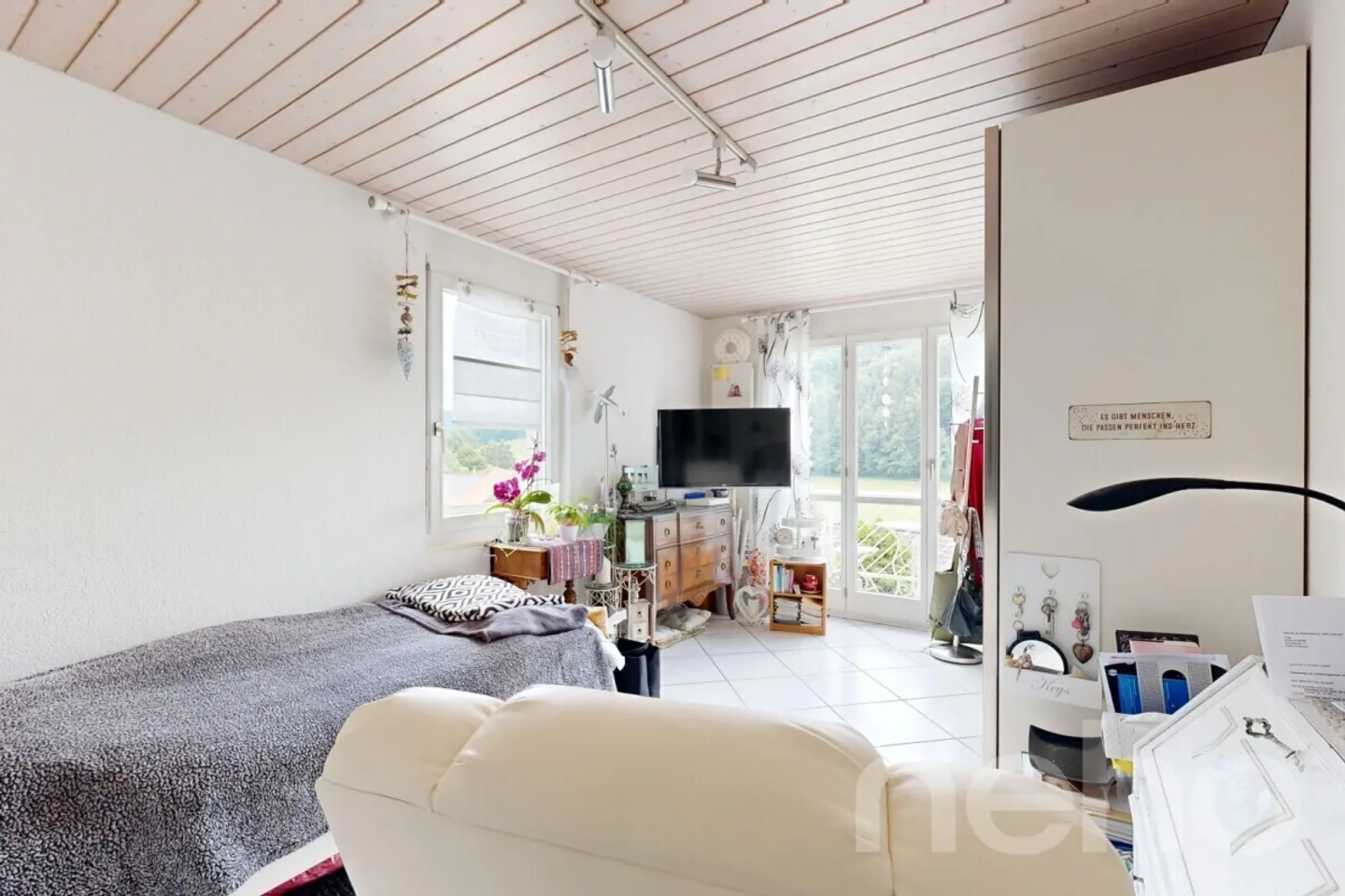 Multigenerational House with Unobstructed Views in a Quiet Location - Photo 8 of 13