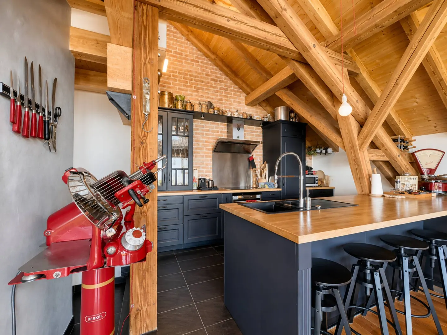 Superbe Appartement en Attique - Photo 7 sur 13