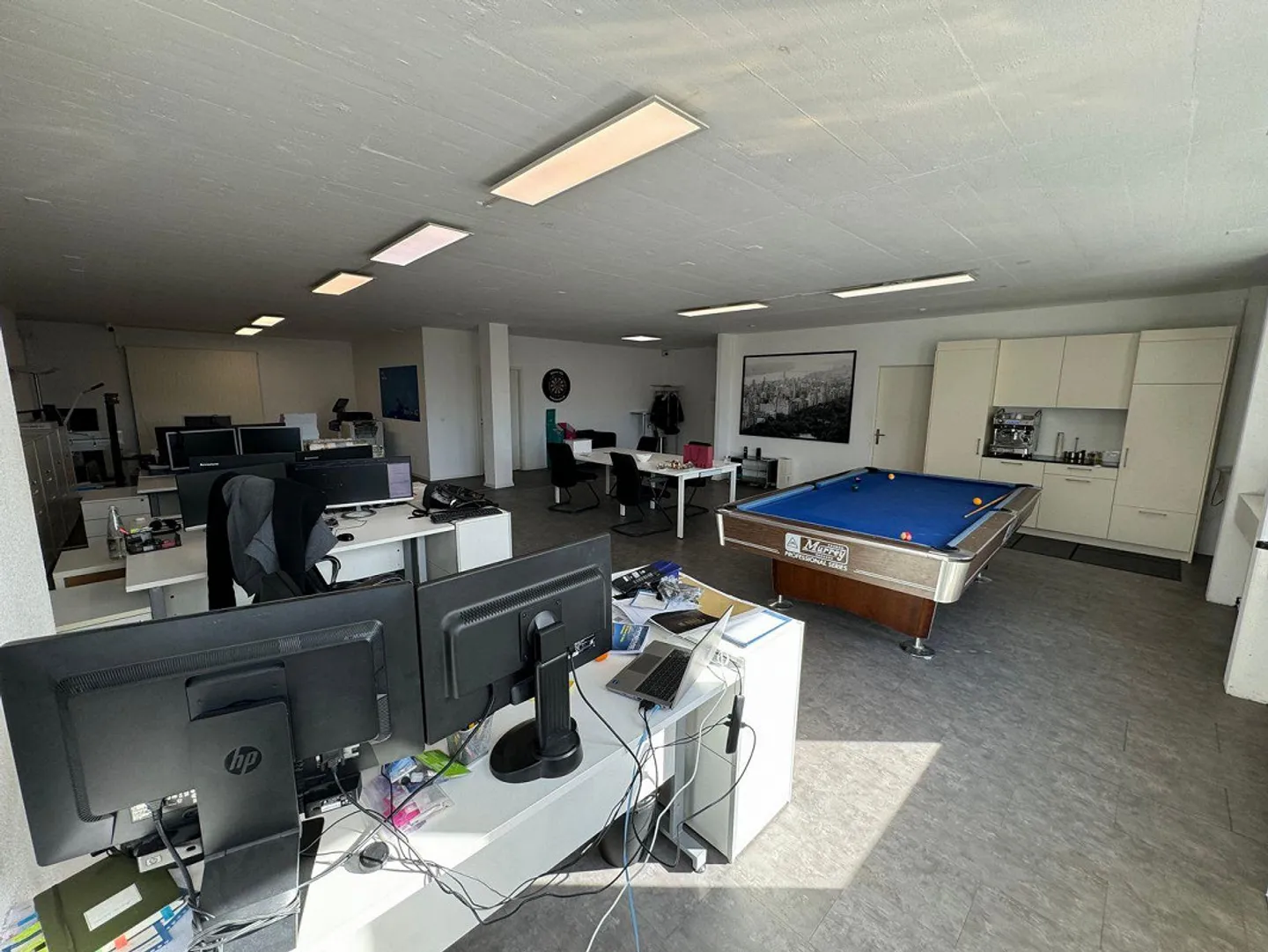 Zentrale Gewerbefläche in Schlieren - Foto 5 von 13