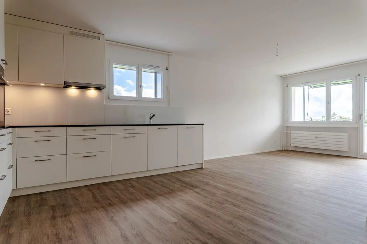 Your new apartment in Biel! - Photo 3 of 7