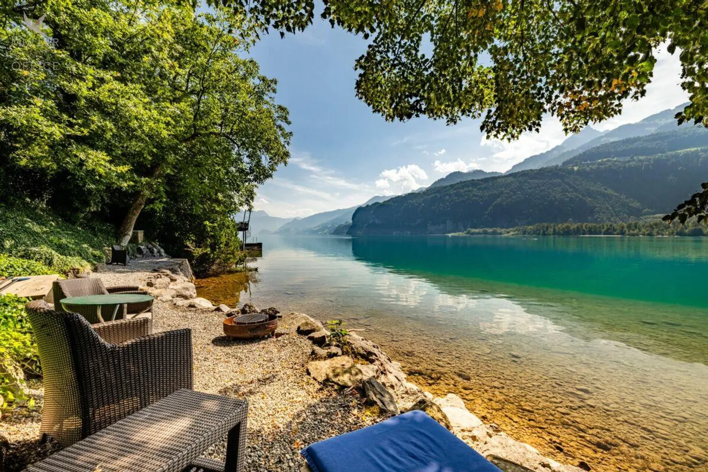 Licht, Luft, See: Exklusive Villa mit Seeanstoss und altem Baumbestand - Foto 6 von 14