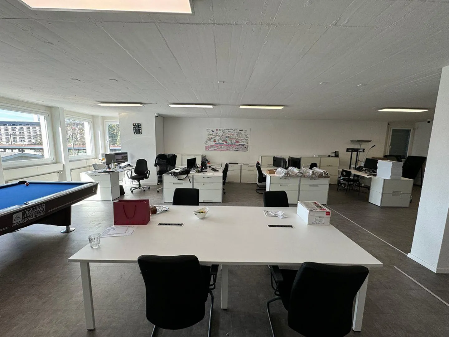 Zentrale Gewerbefläche in Schlieren - Foto 8 von 13