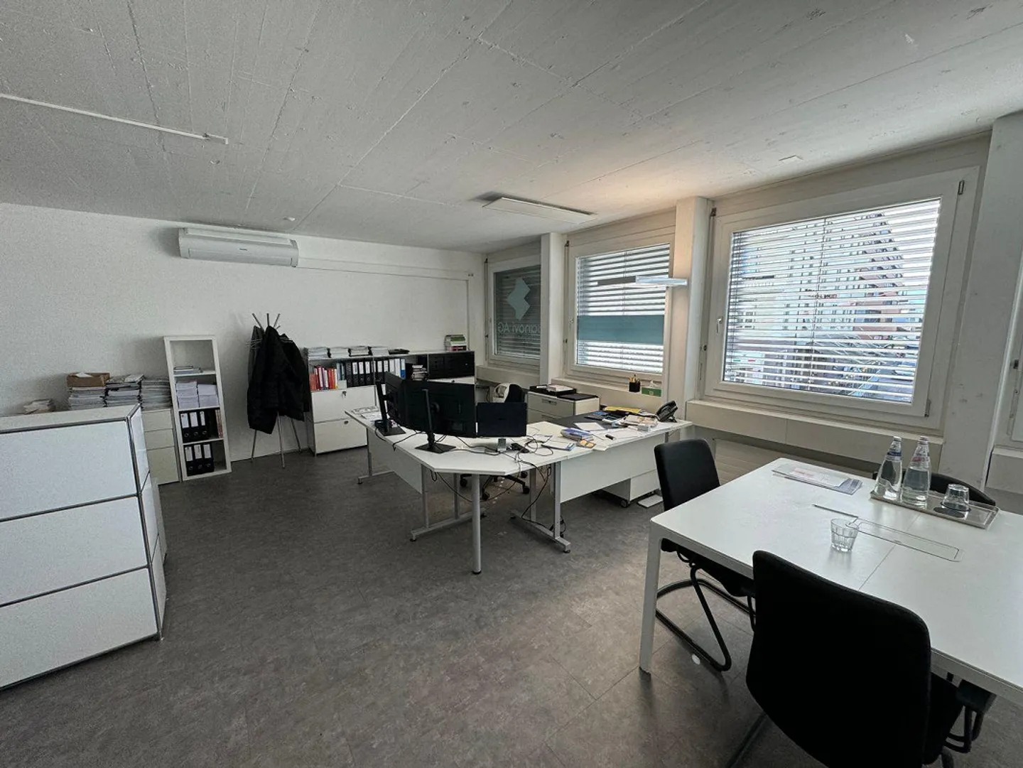 Zentrale Gewerbefläche in Schlieren - Foto 10 von 13