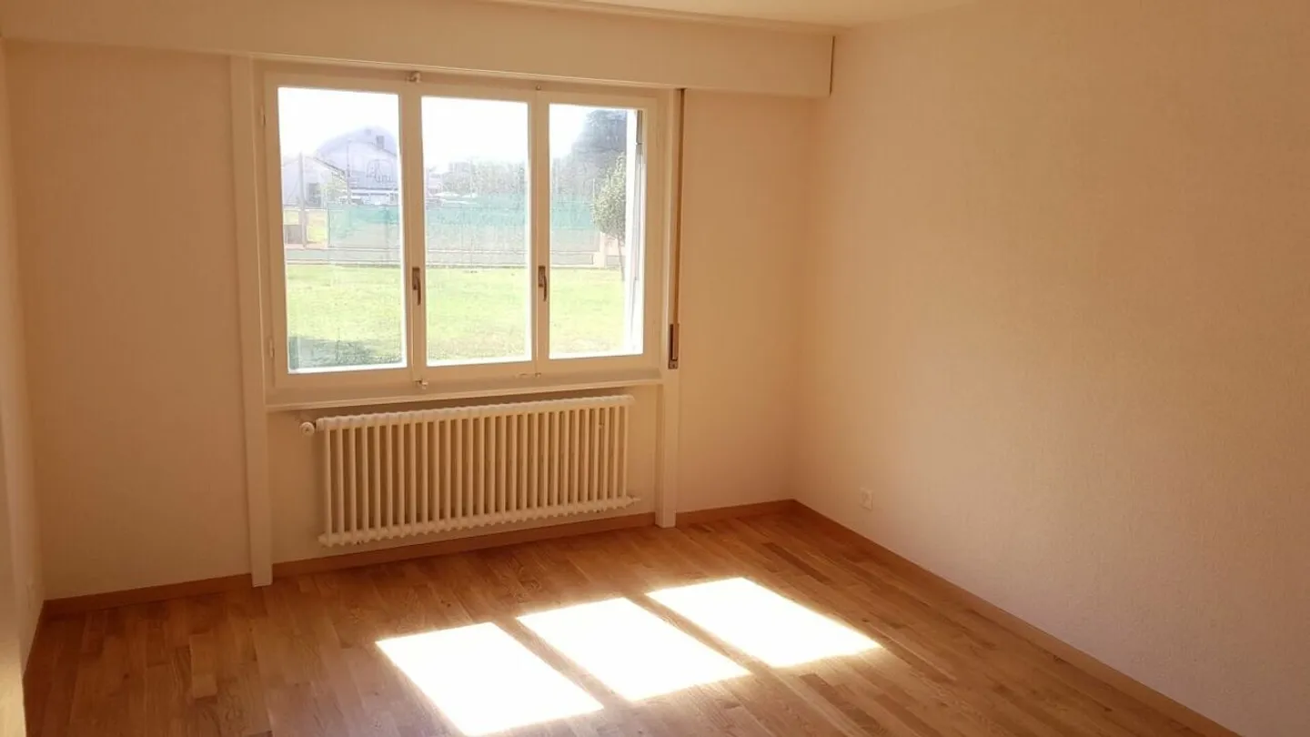 Bell'appartamento di 4 stanze ristrutturato nel 2024 in un quartiere tranquillo! - Foto 5 di 9