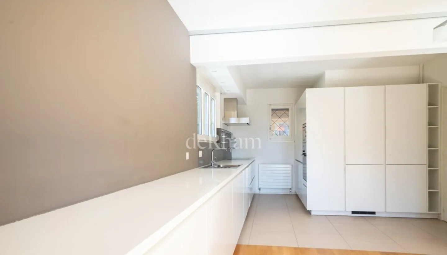 Magnifica villa di 7,5 stanze a Epalinges - Foto 10 di 11