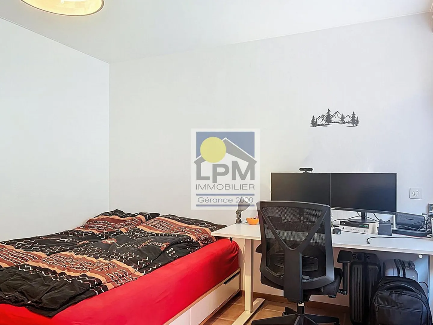 Geräumige 2,5 Zimmer (59,3 m2) in einem Luxusgebäude (Sauna, Pool...) - Foto 10 von 14