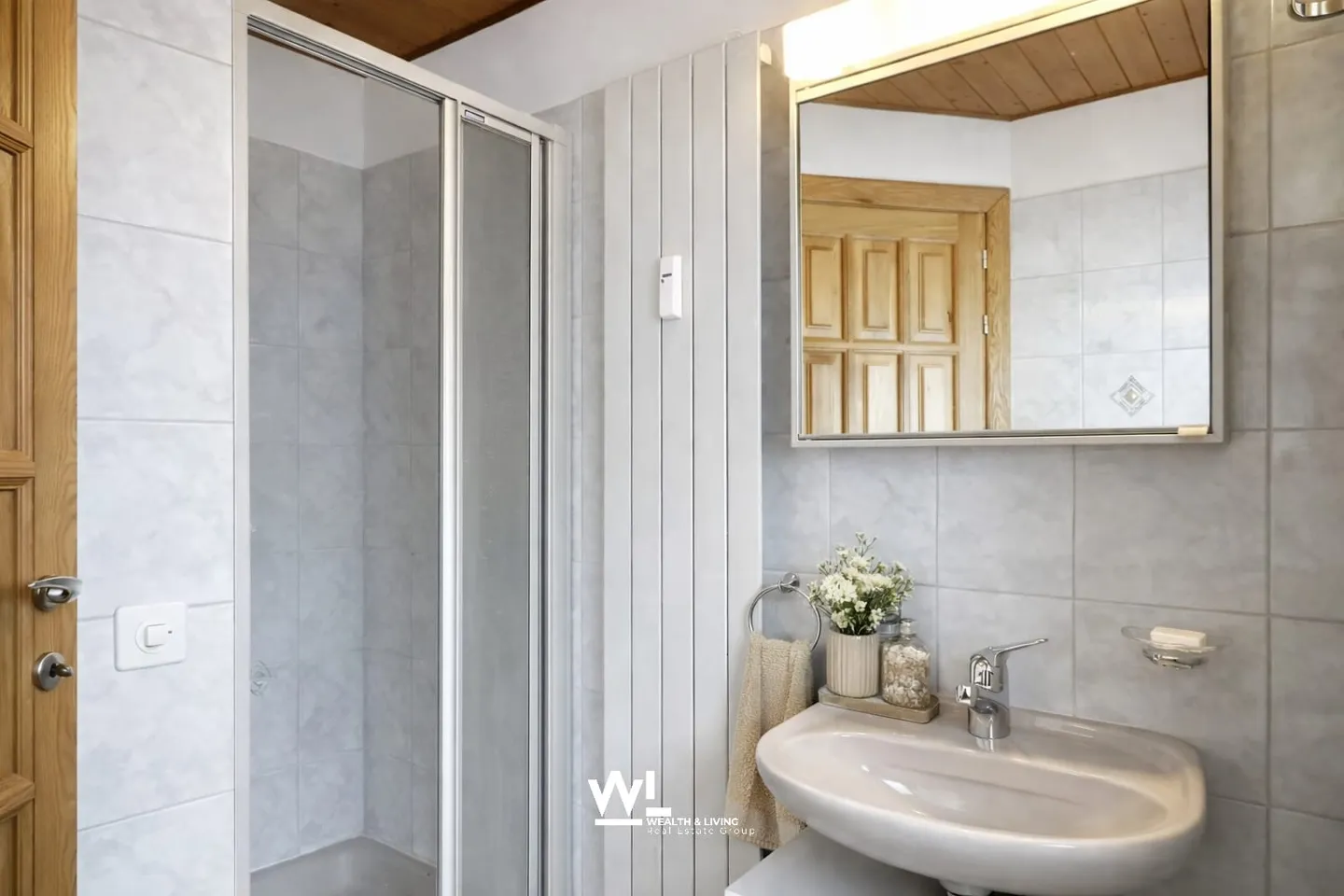 Appartement Duplex Spacieux à Losone - Photo 7 sur 7