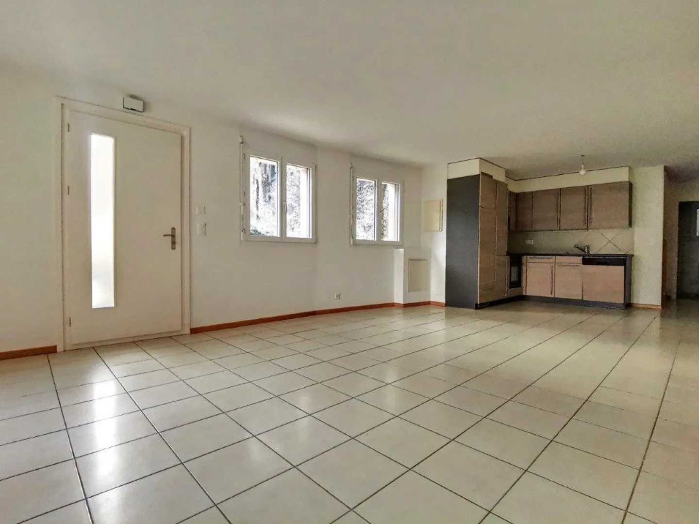 3.5 Room Apartment - Photo 7 of 11