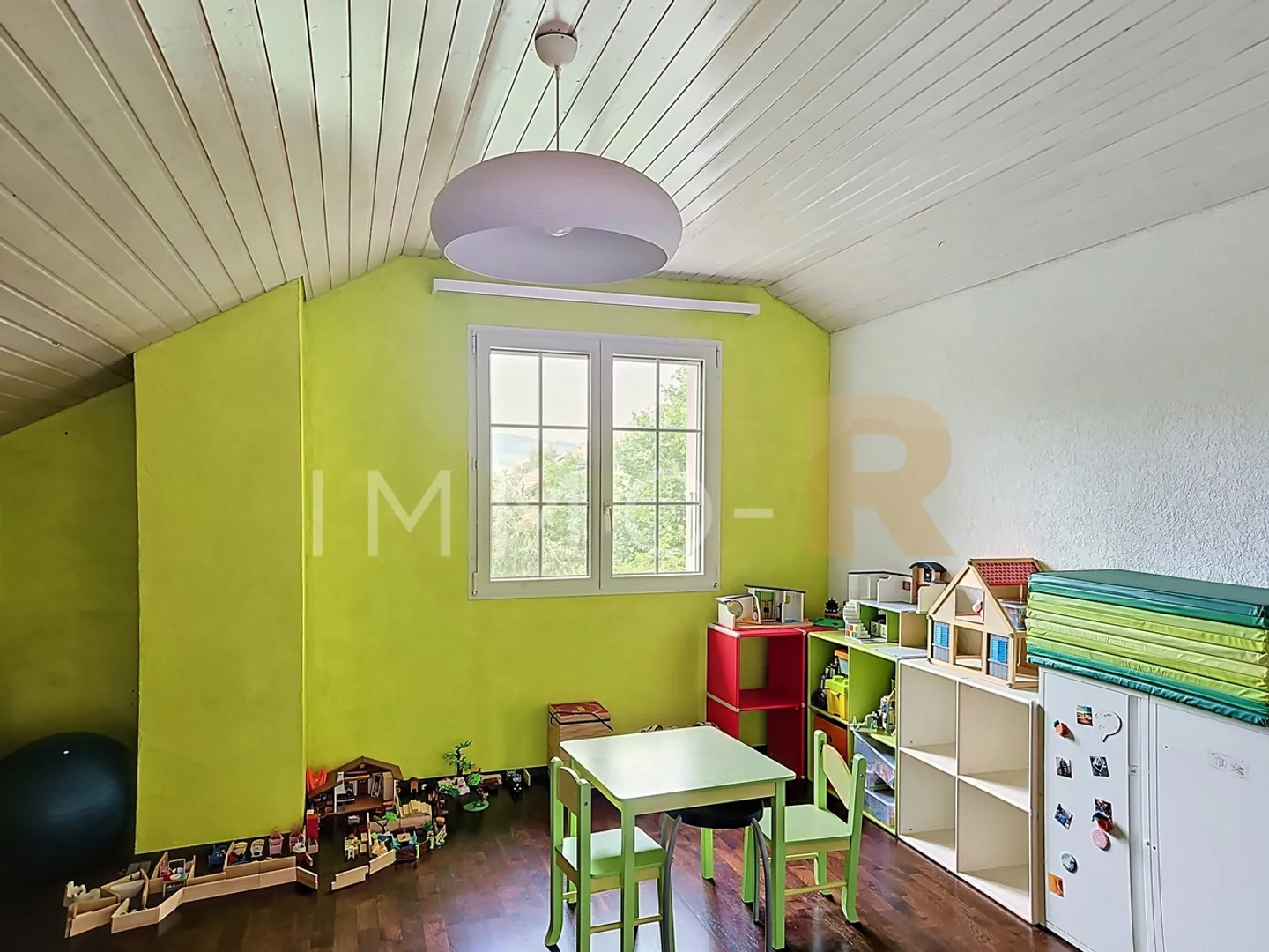 Family Home with Heated Pool - Photo 10 of 12