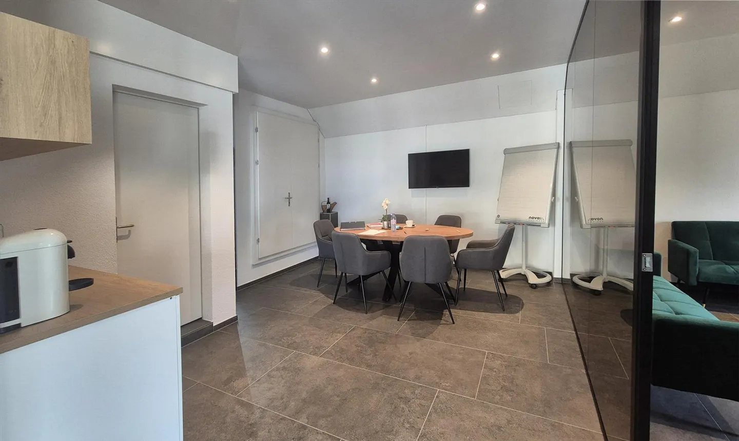 Ufficio, Atelier o Spazi Vendita - Foto 4 di 10
