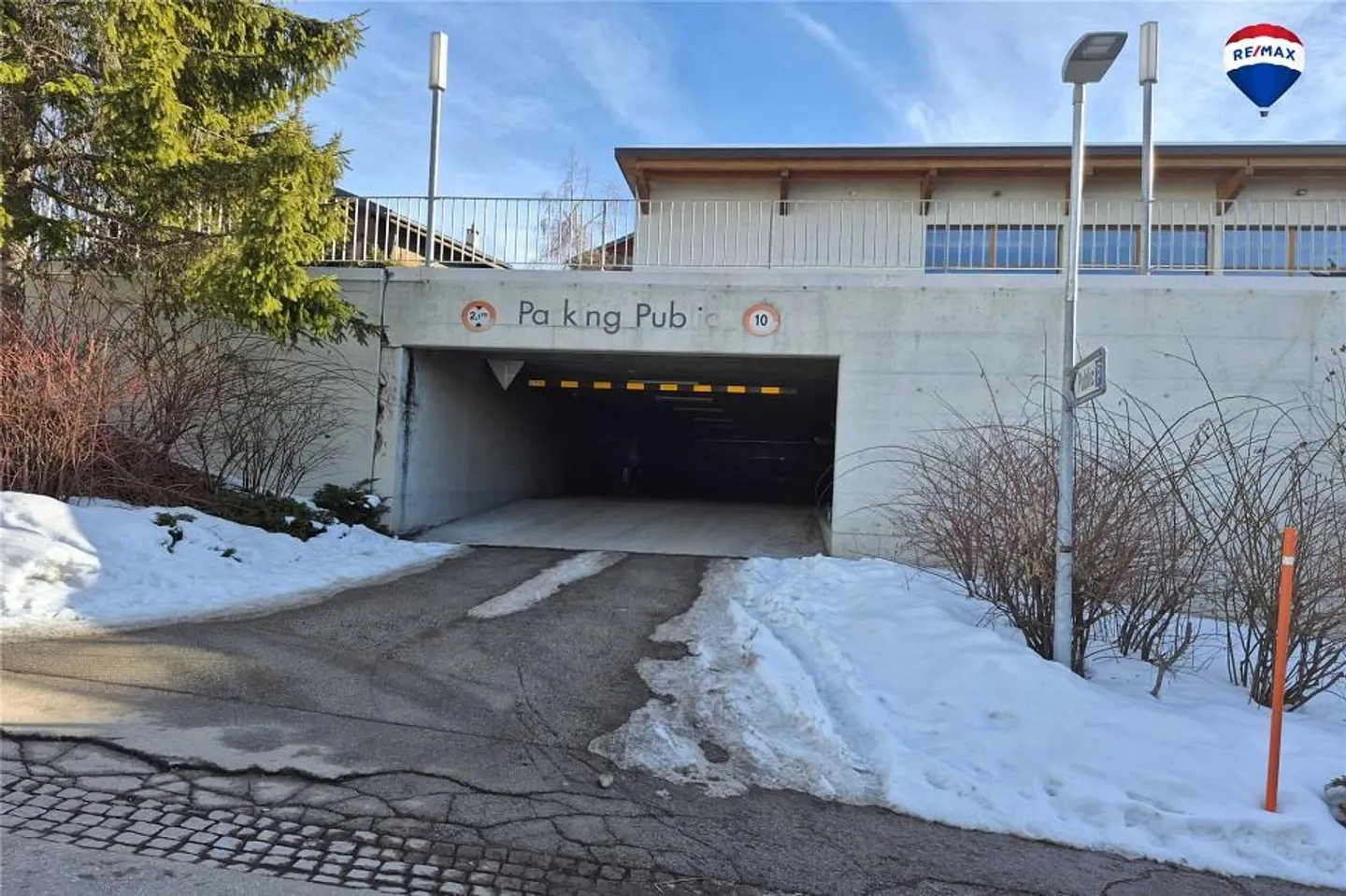 Grand Attic Studio - Photo 11 of 11