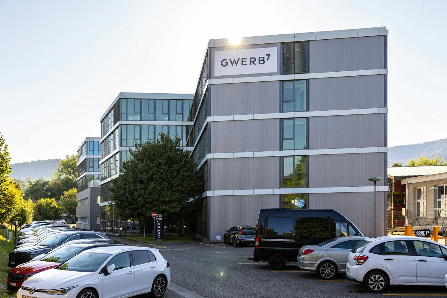 GWERB7 - 346m2 Spazio ufficio attraente con showroom e ingresso lounge... - Foto 9 di 10