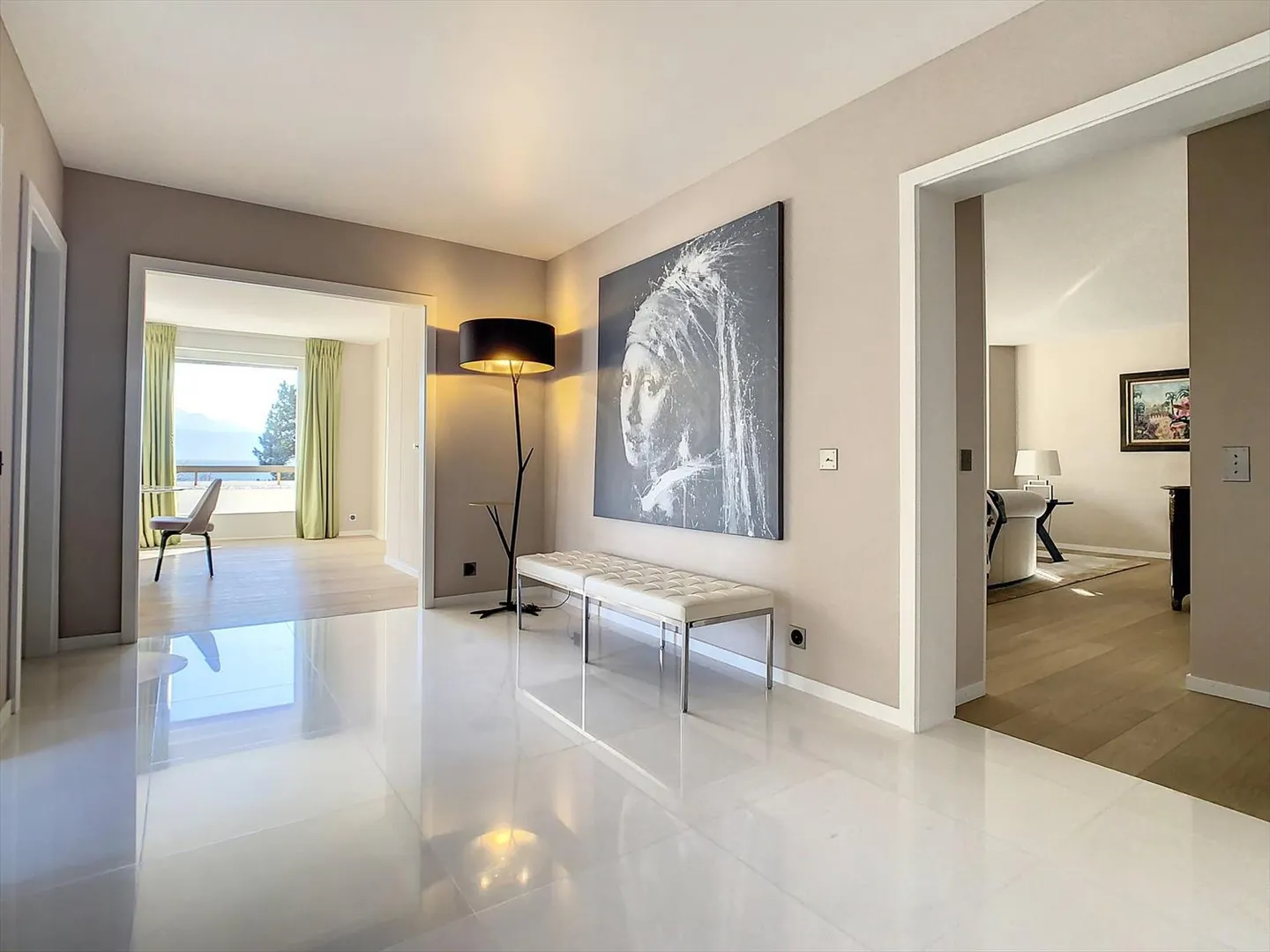 Attico contemporaneo a un attimo dal lago - Foto 3 di 10