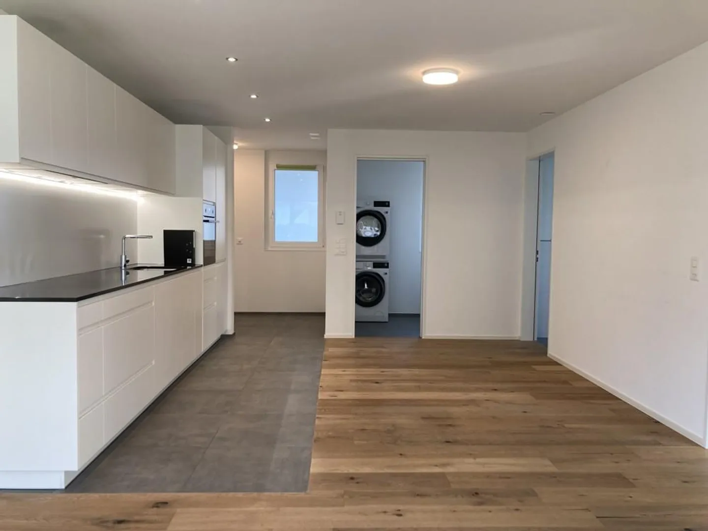 Magnifique appartement de jardin 2.5 pièces - Photo 5 sur 9