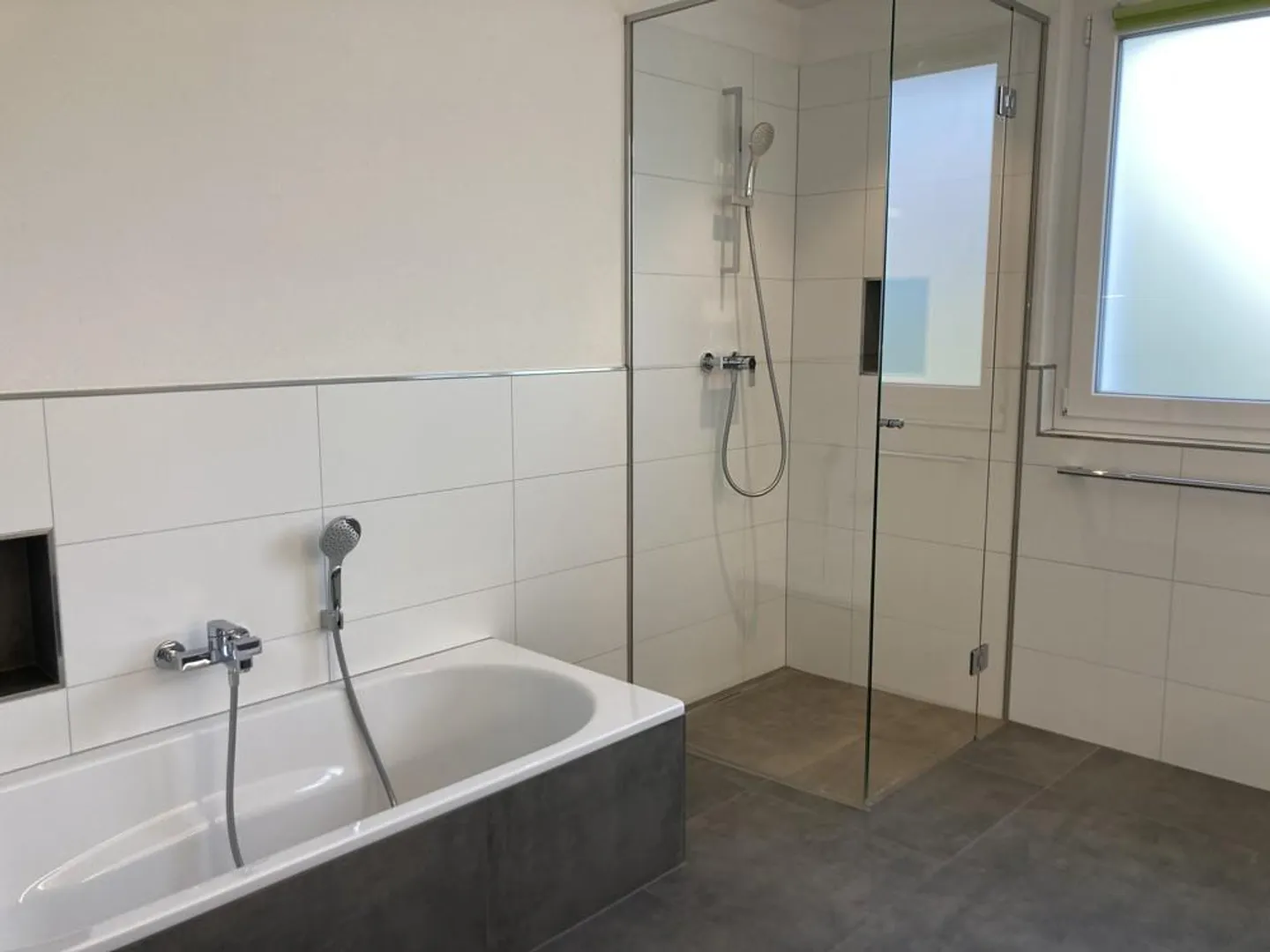 Magnifique appartement de jardin 2.5 pièces - Photo 8 sur 9